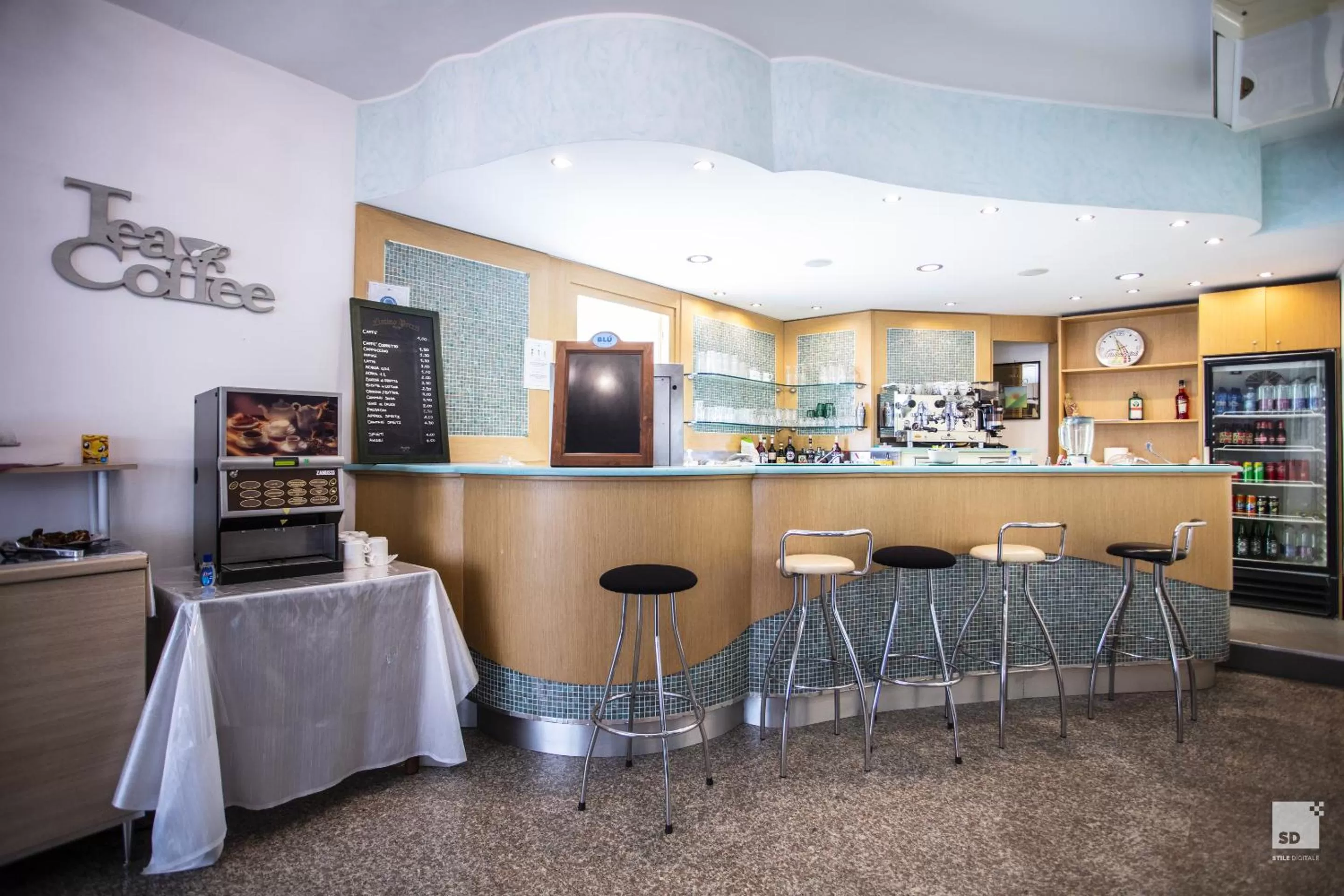 Lounge or bar in Hotel Fattori Mare