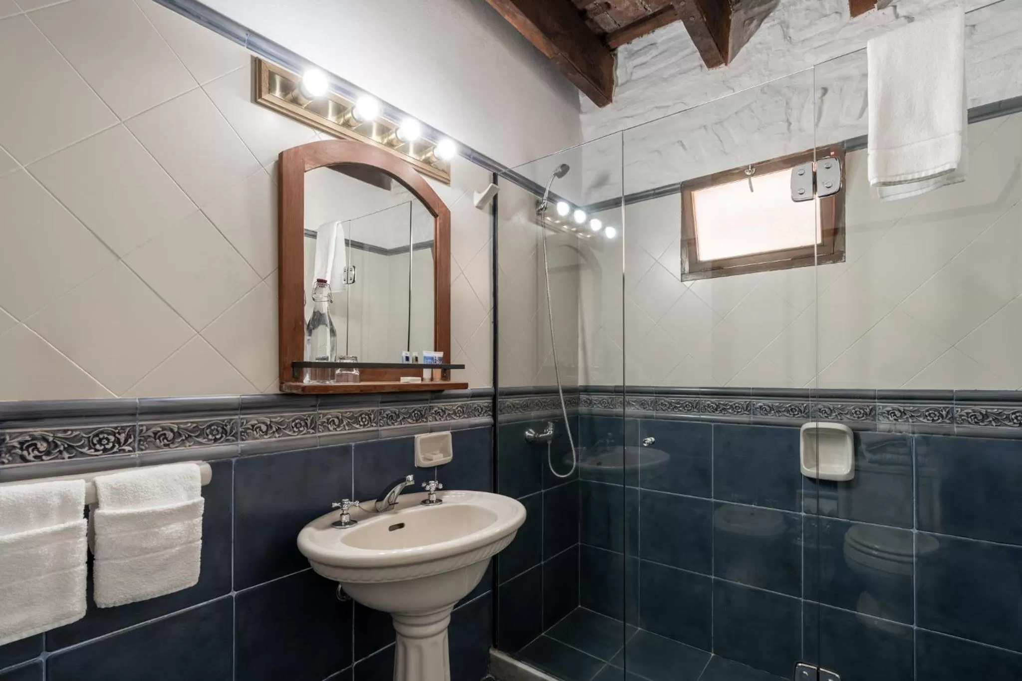 Bathroom in Posada Manuel Lobo