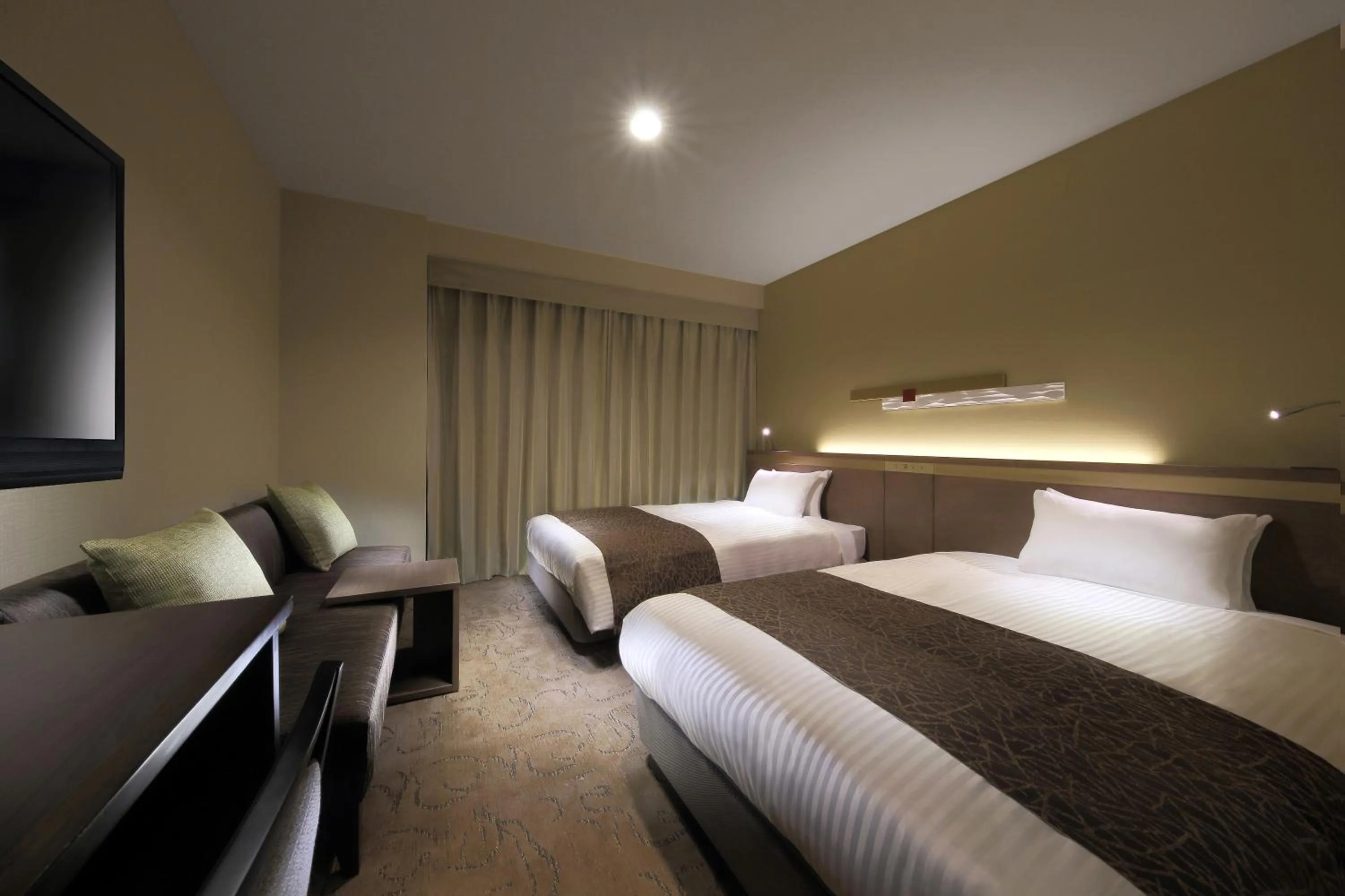 Photo of the whole room, Bed in JR-East Hotel Mets Fukushima