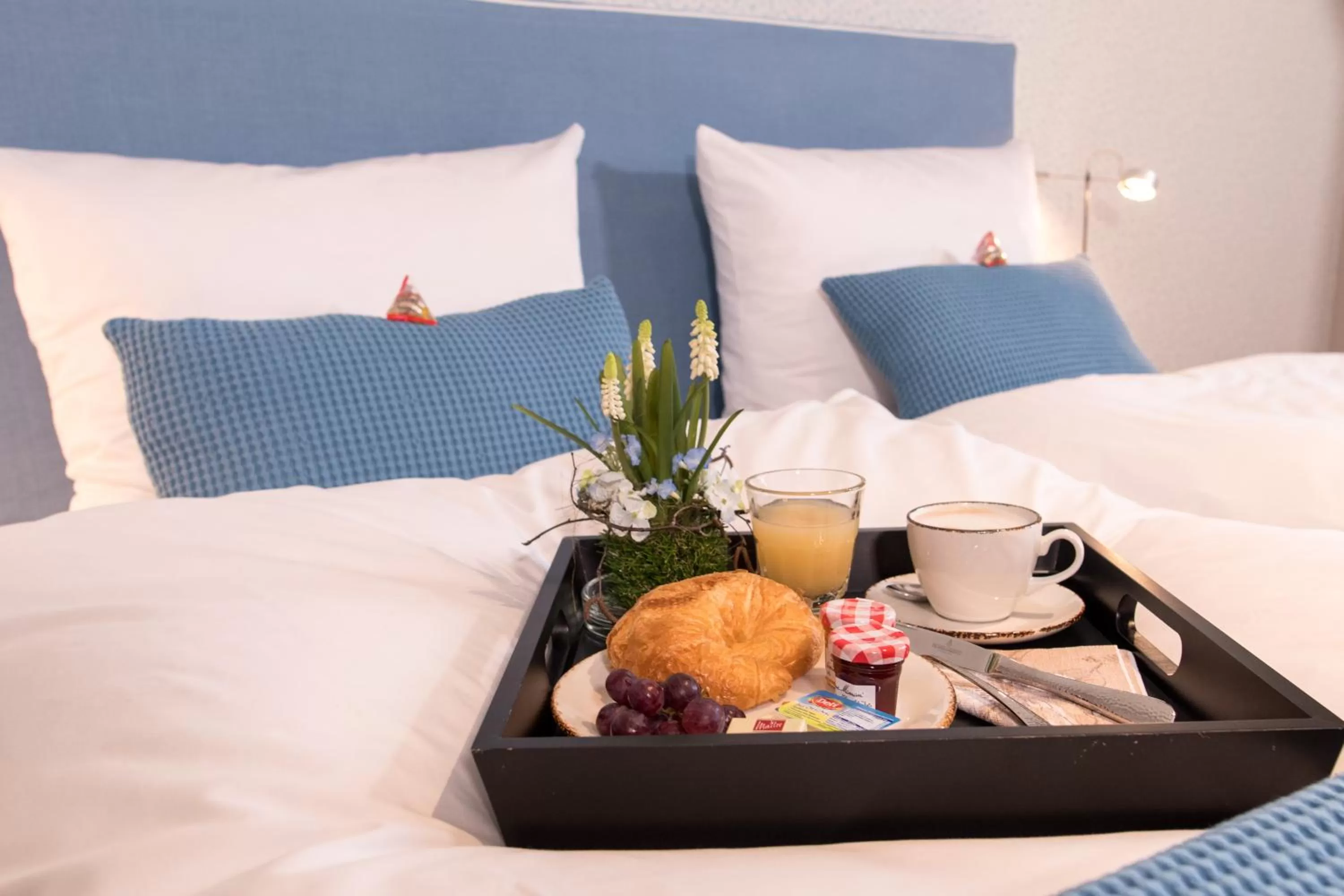 Decorative detail, Bed in Visbeker Deern Hotel Garni