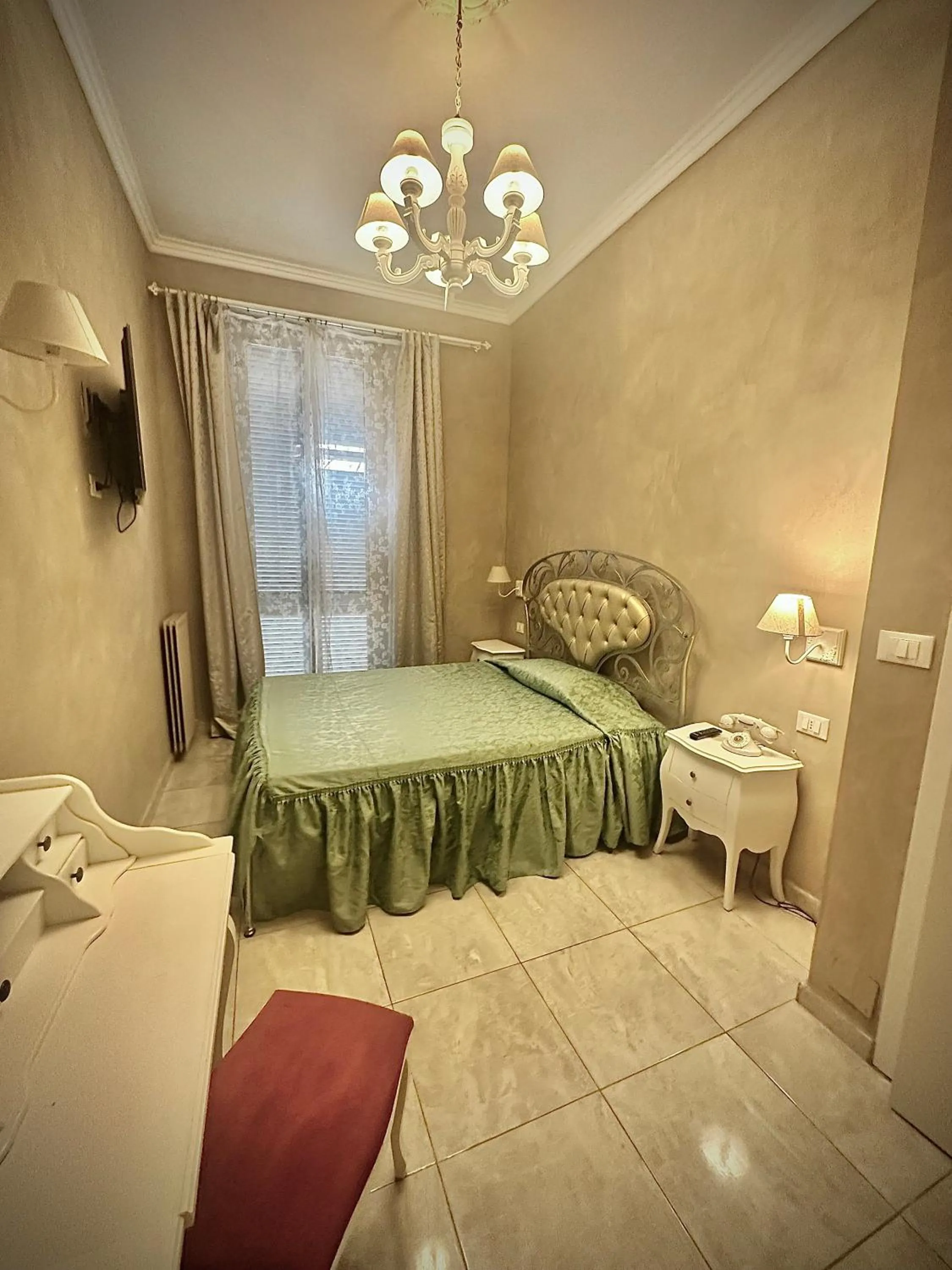 Bedroom, Bed in Boutique Hotel Calais Milano