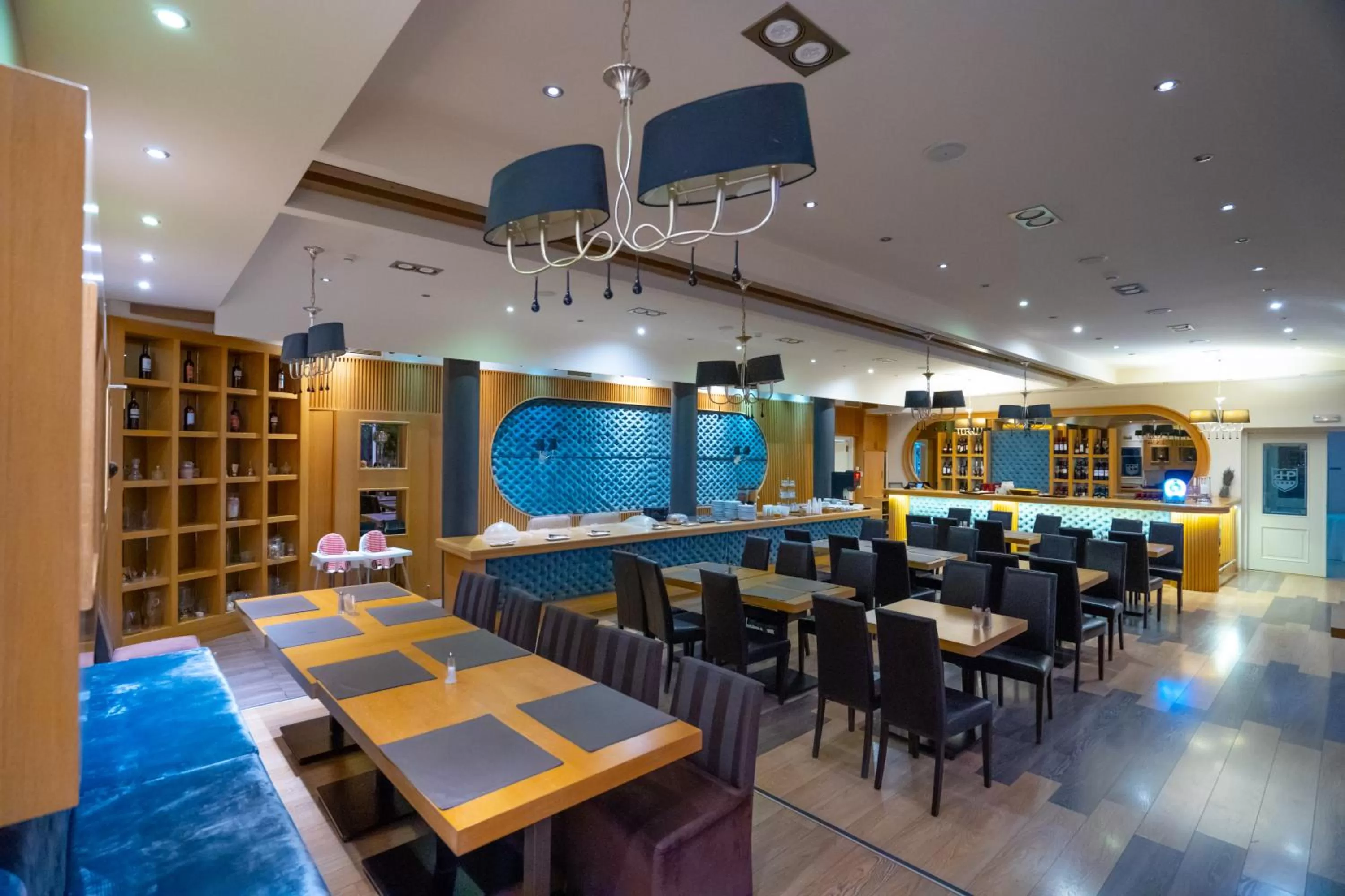 Restaurant/places to eat in Pantelidis Hotel & Spa