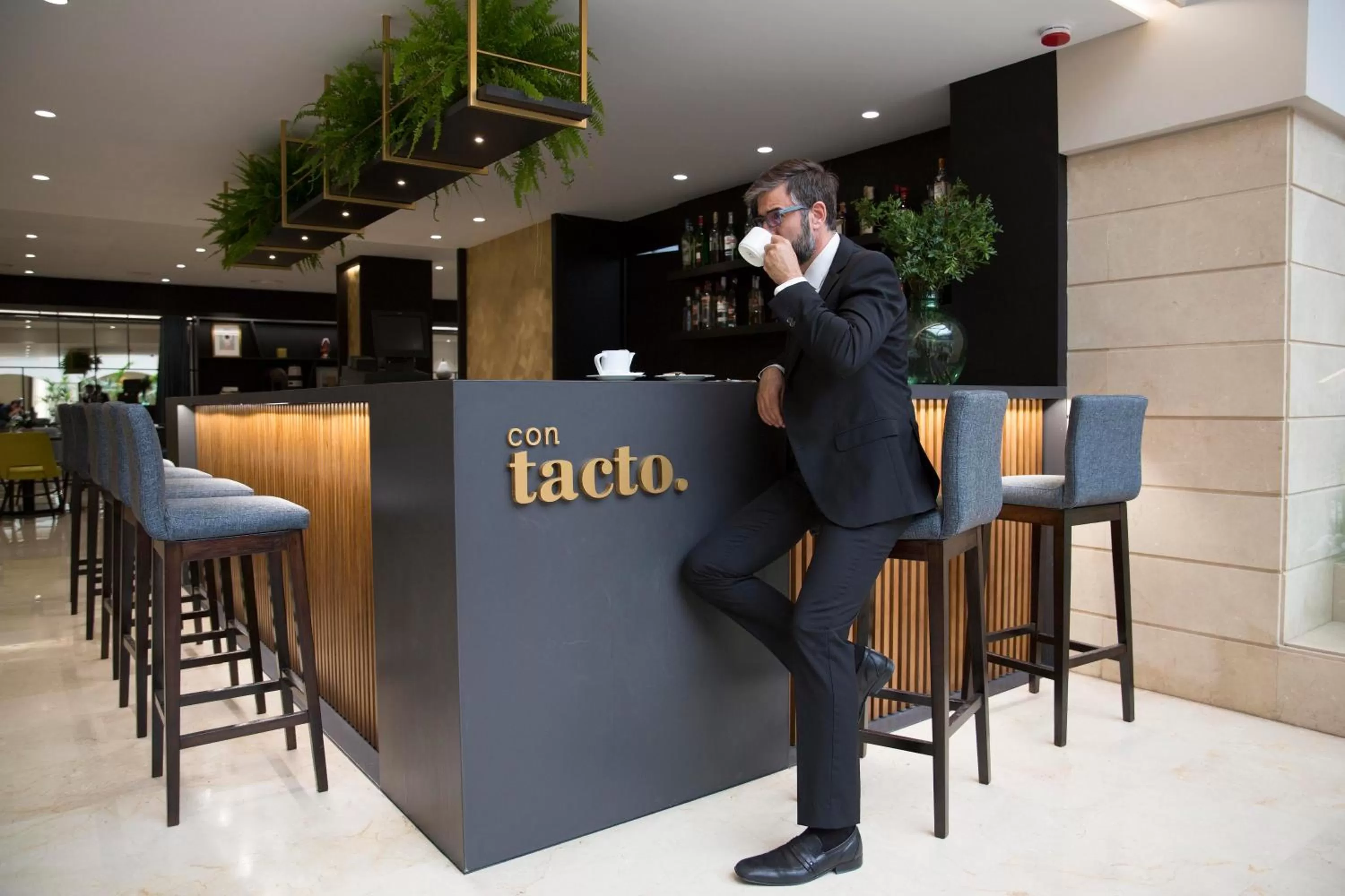 Lounge or bar in Intelier Rosa