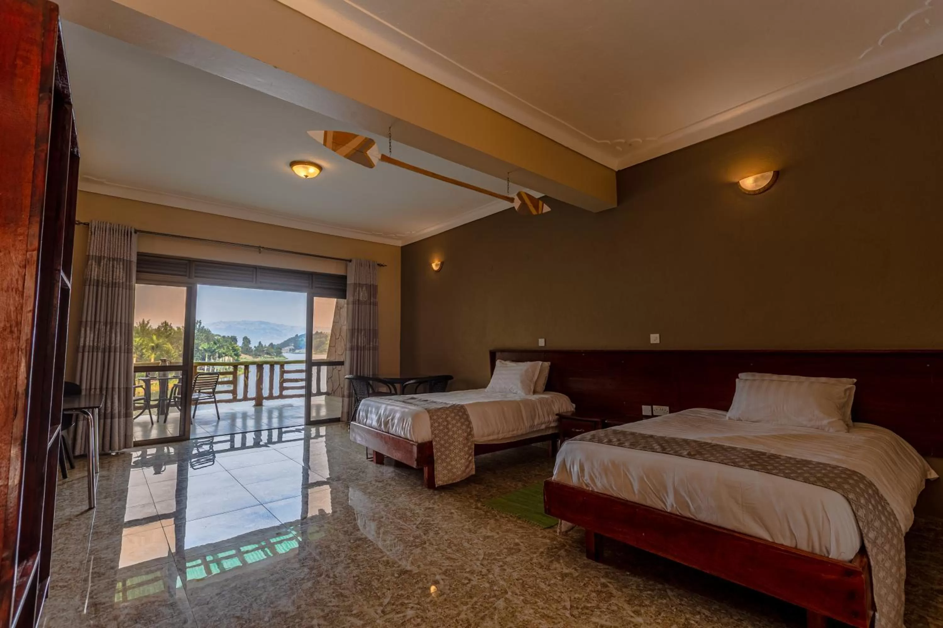 Bedroom, Bed in Bunyonyi Overland Resort