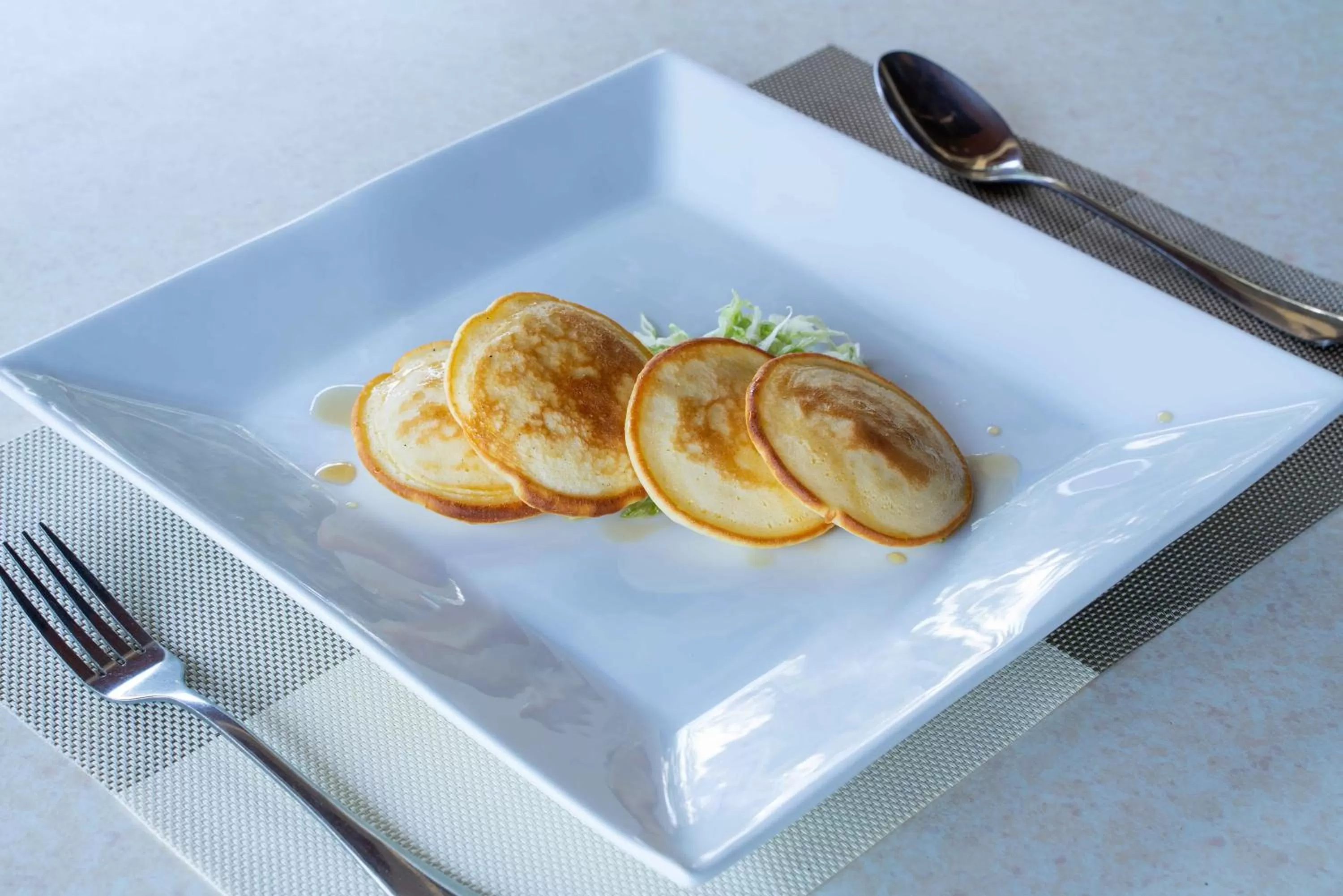 Restaurant/places to eat in MO2 Lagoon Coron