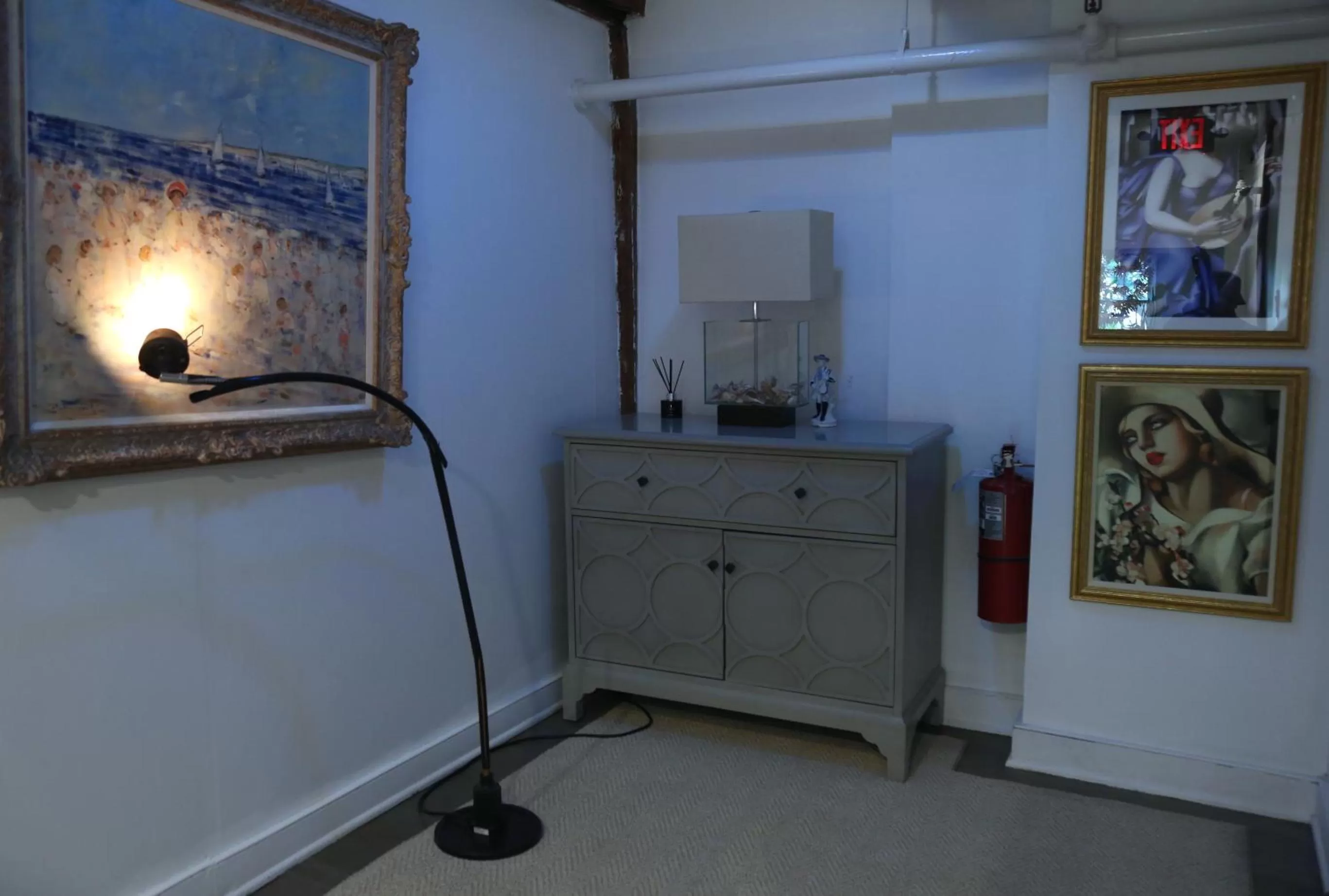 hair dresser in Harpoon House