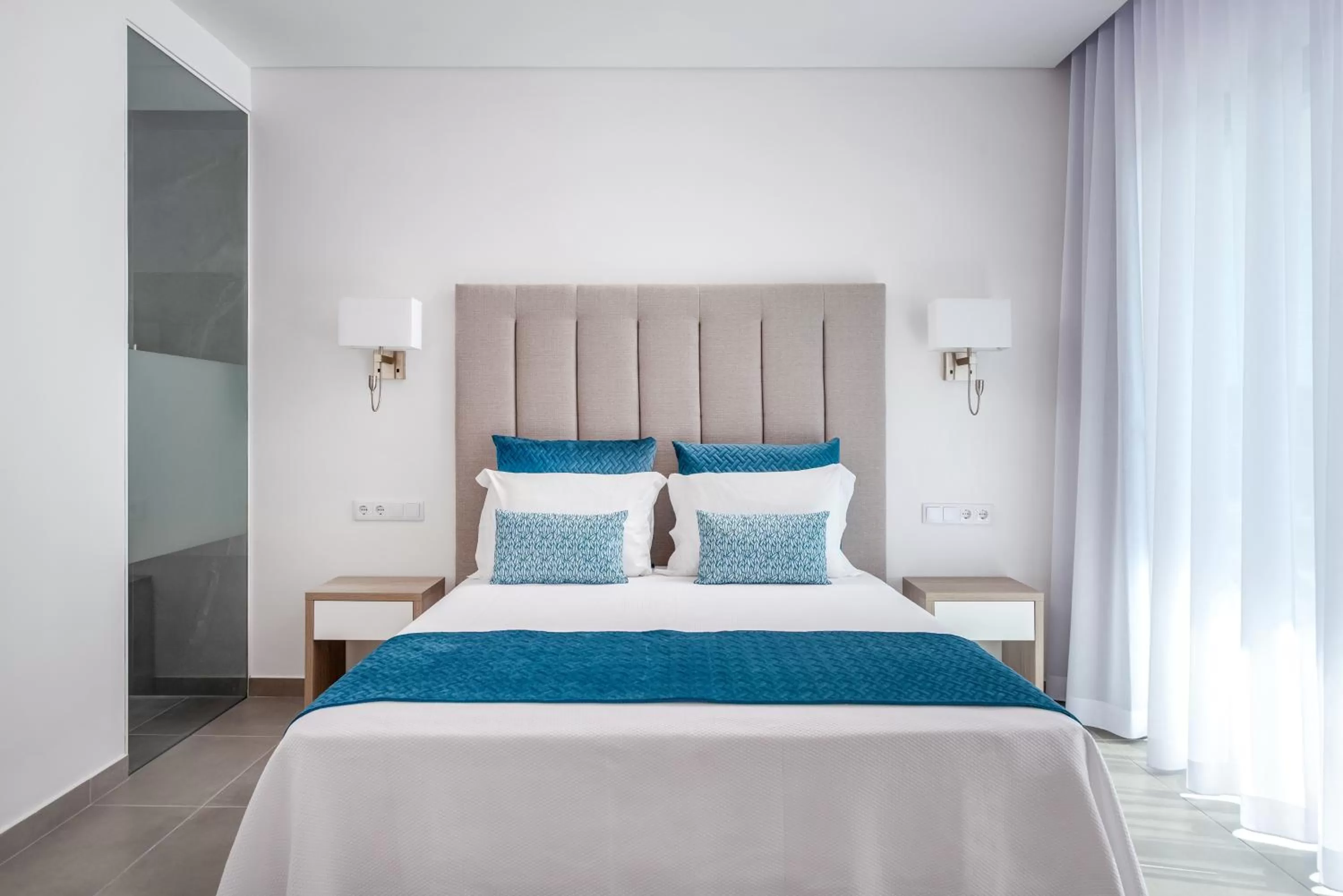 Bed in Vila Luna B&B