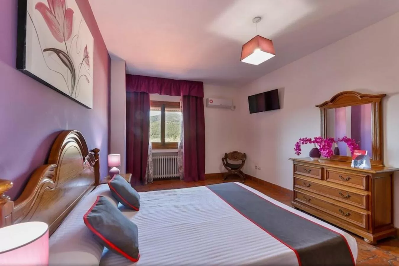 Photo of the whole room, Bed in Hostal Alfonso XI