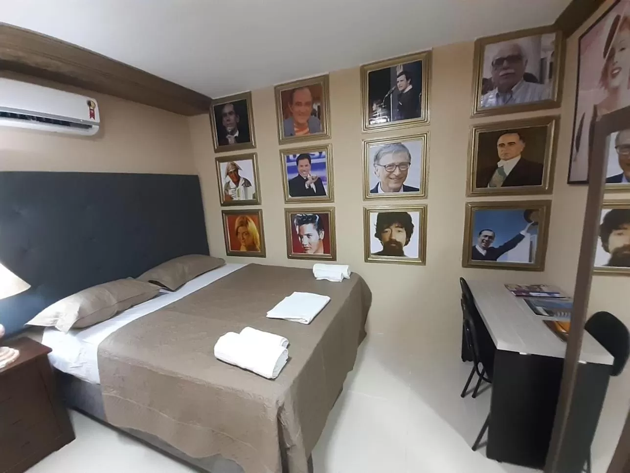 Bed in Hotel Nacional