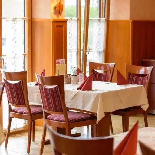 Restaurant/Places to Eat in Gasthaus Paulus