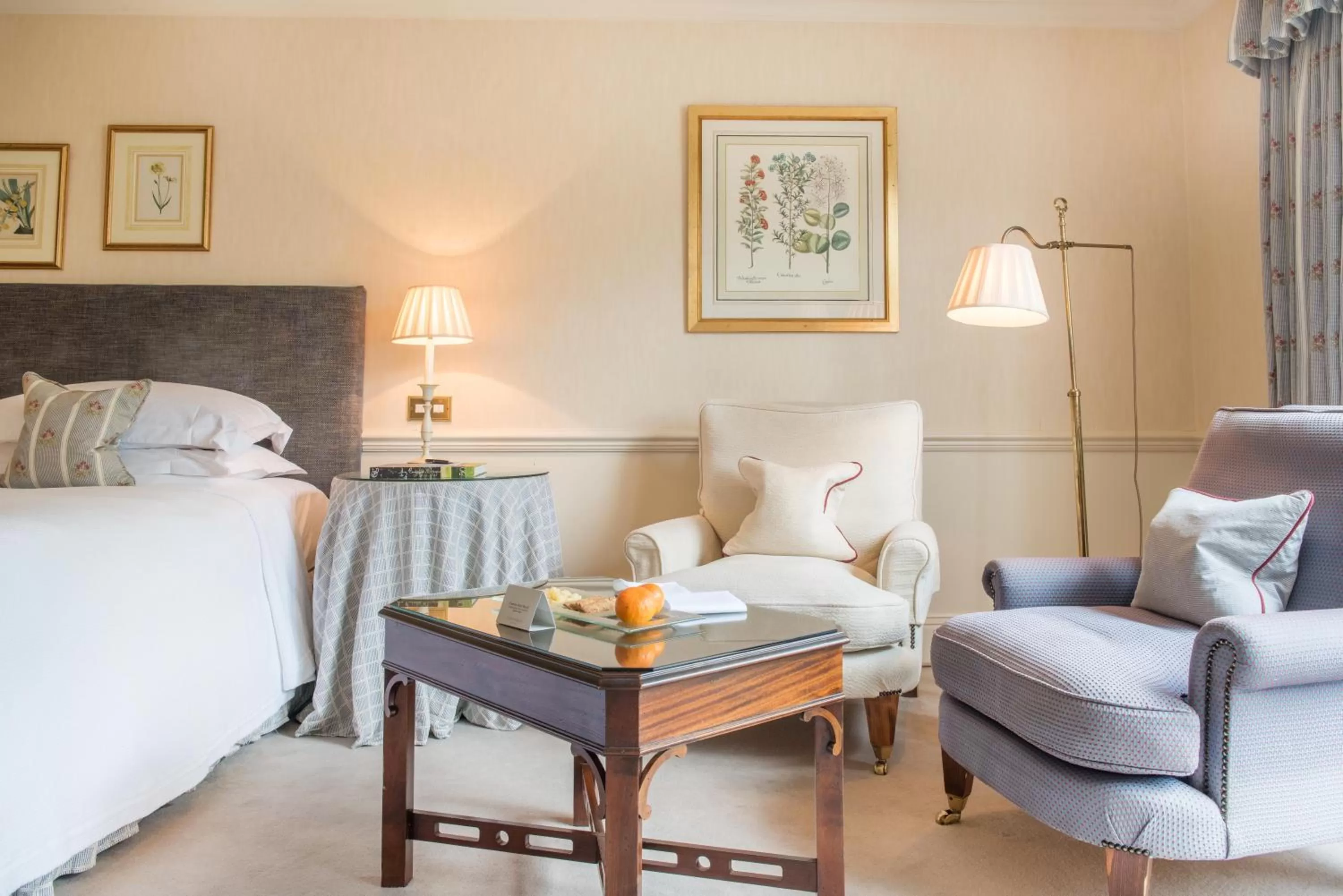 Seating area, Bed in Chewton Glen Hotel - an Iconic Luxury Hotel