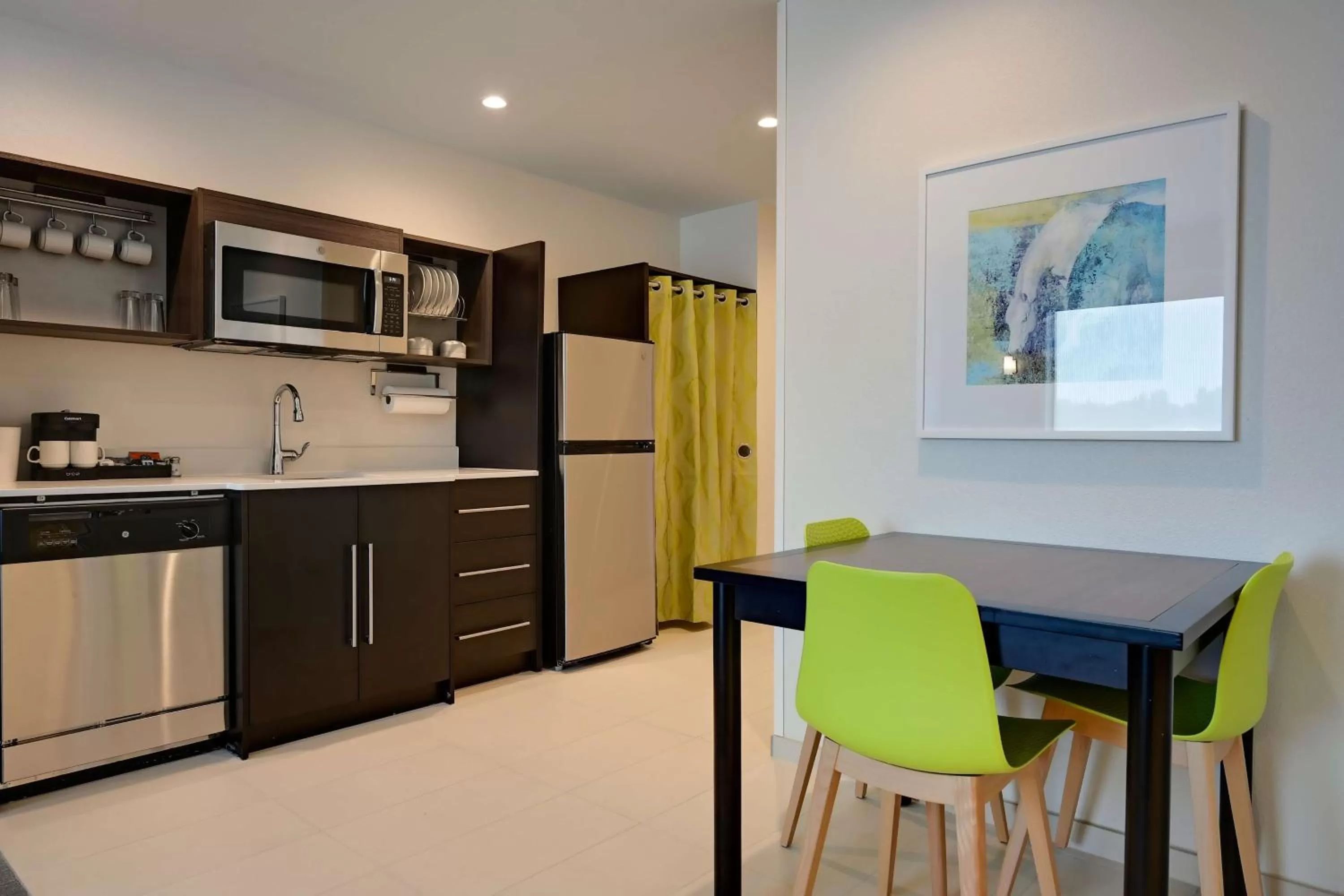 Kitchen or kitchenette in Home2 Suites By Hilton Temple