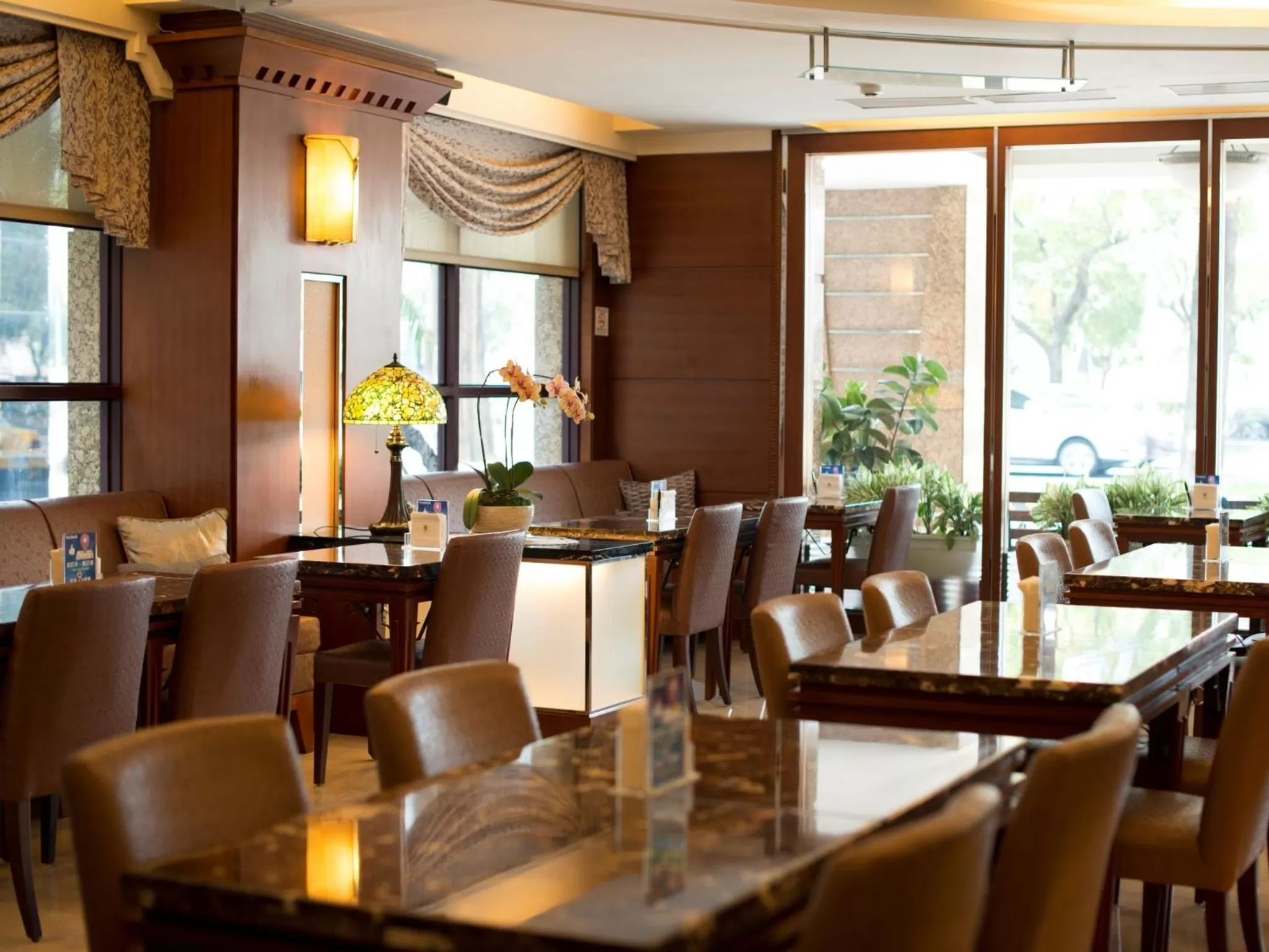 Restaurant/places to eat in 鼎隆國際商旅 Hotel Dion