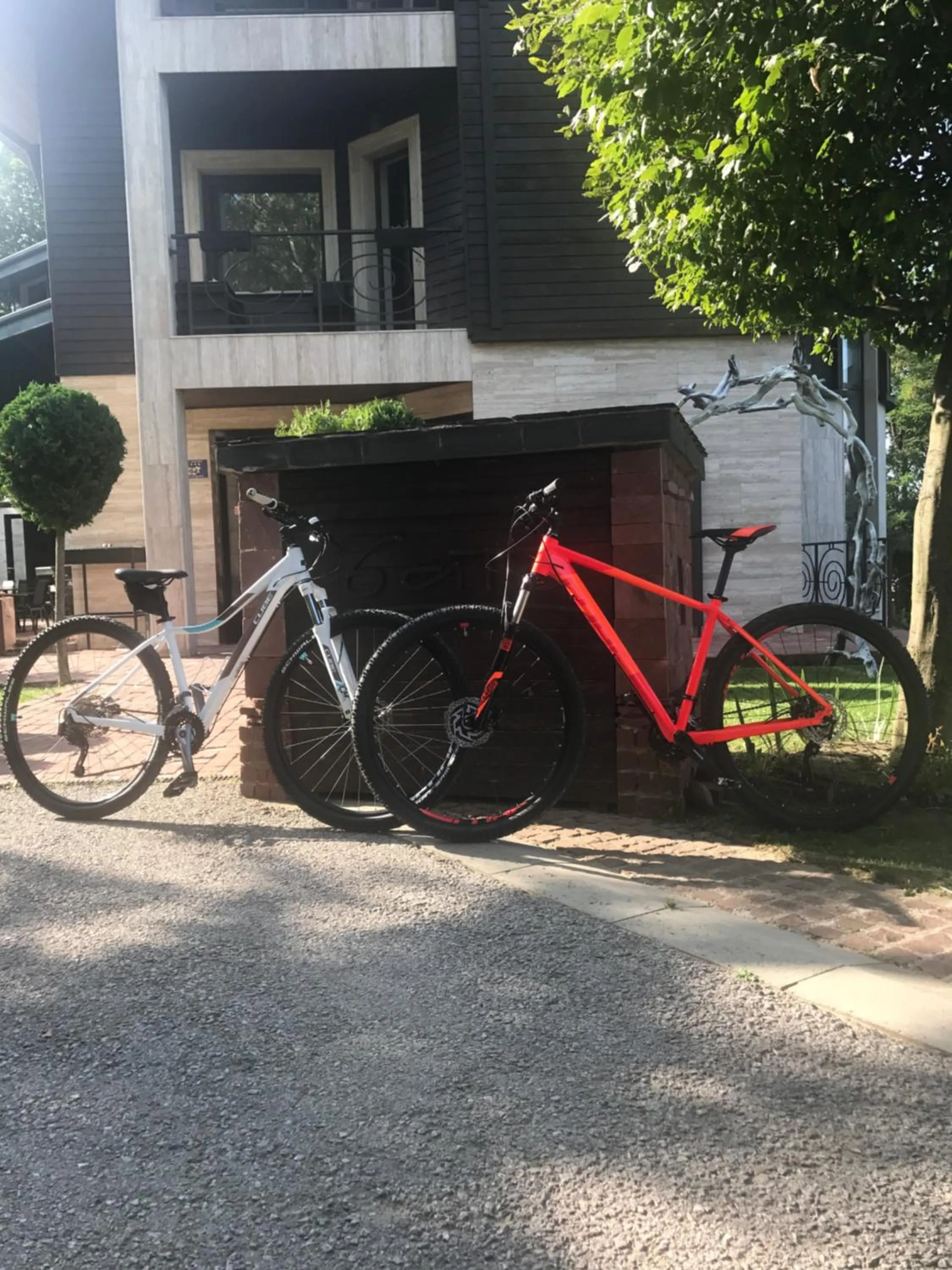 Cycling in Vila 6aTo Hotel & Wellnes