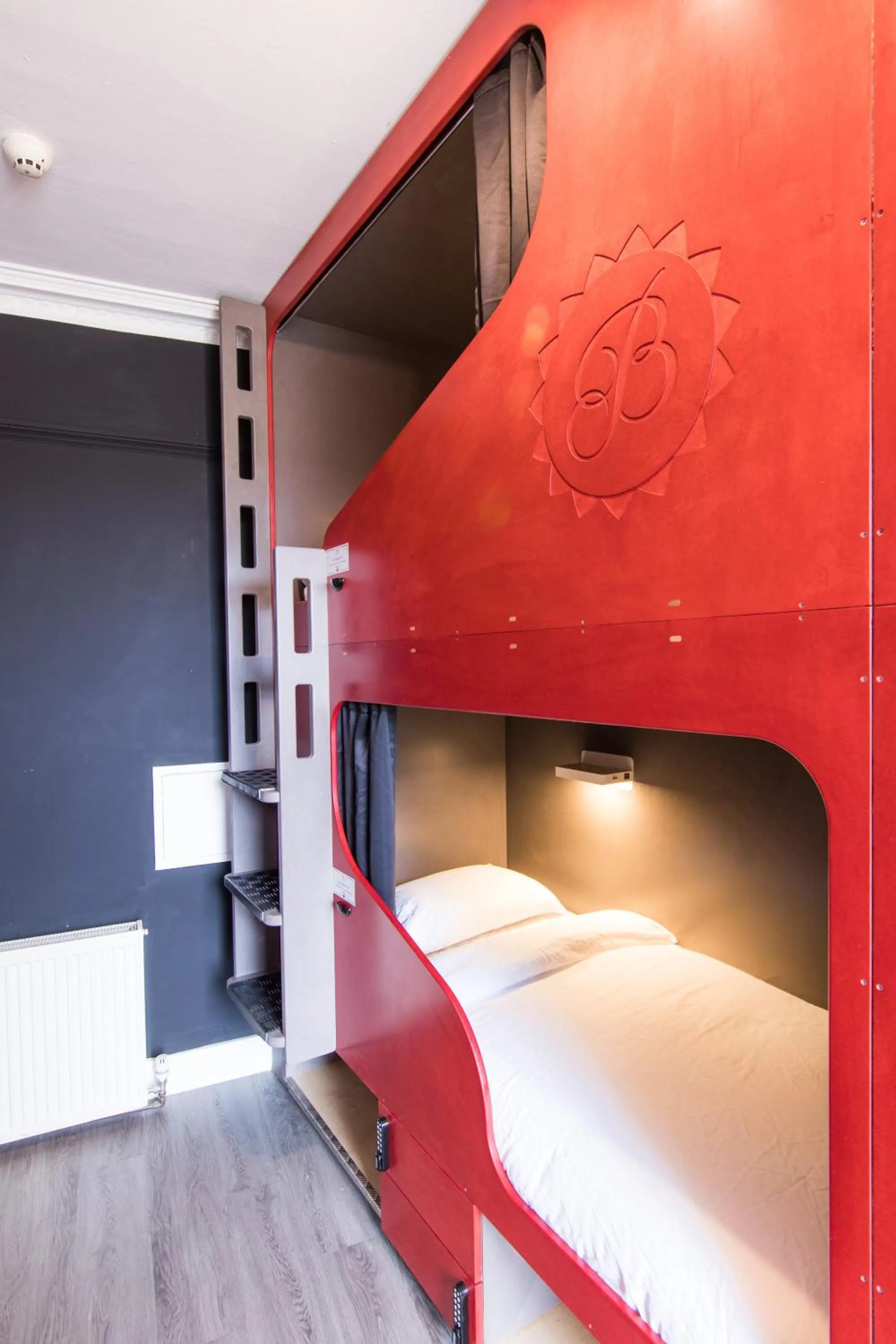 bunk bed, Bed in Bazpackers