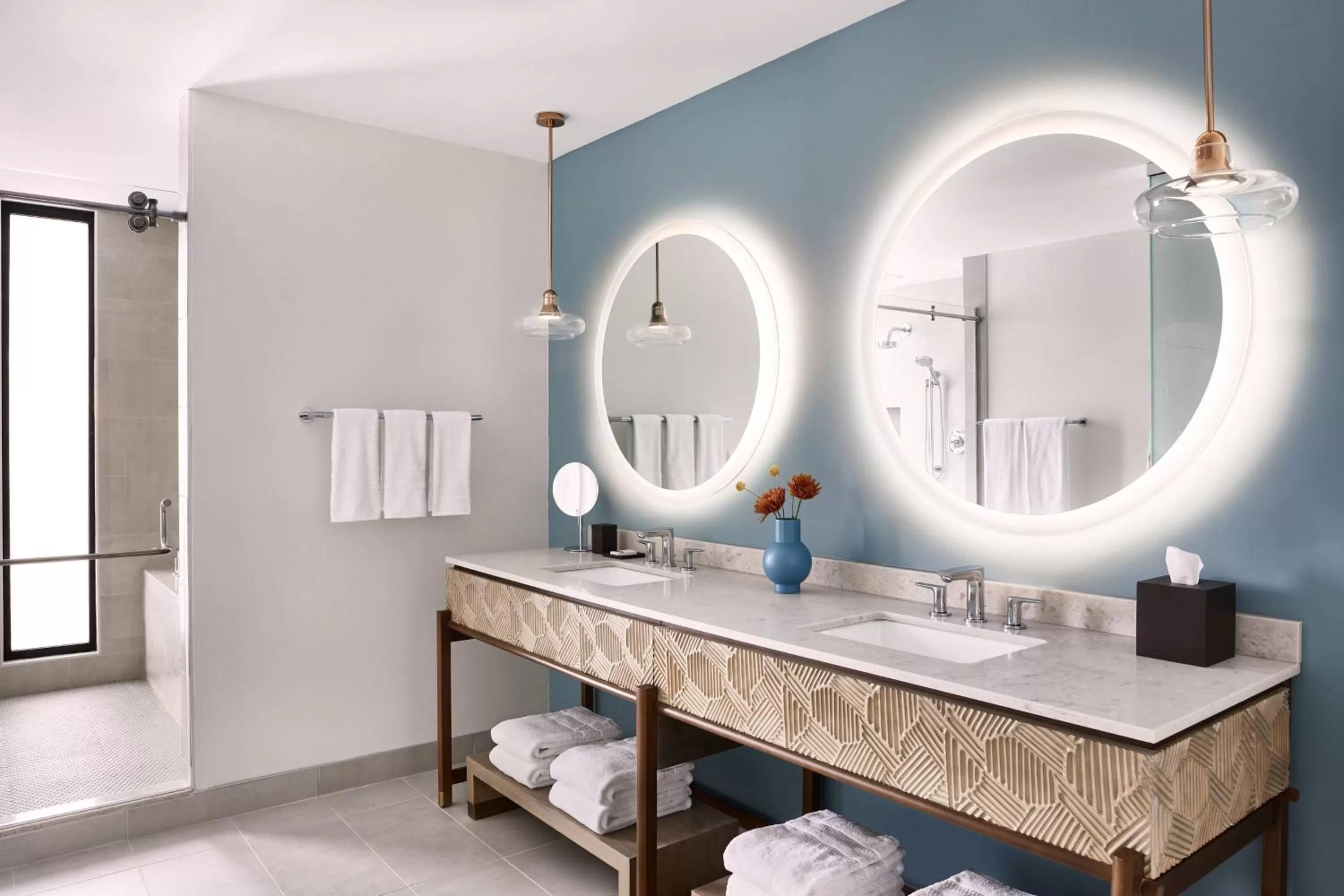 Bathroom in ADERO Scottsdale Resort, Autograph Collection