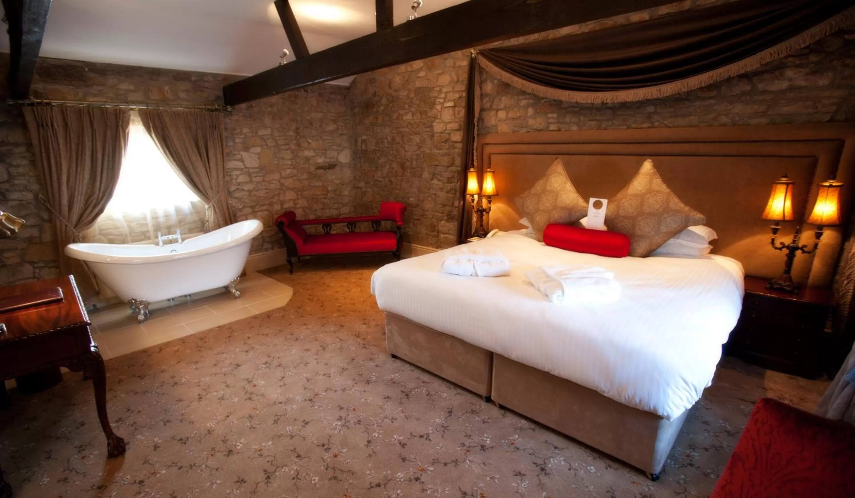 Bed in Cabra Castle Hotel
