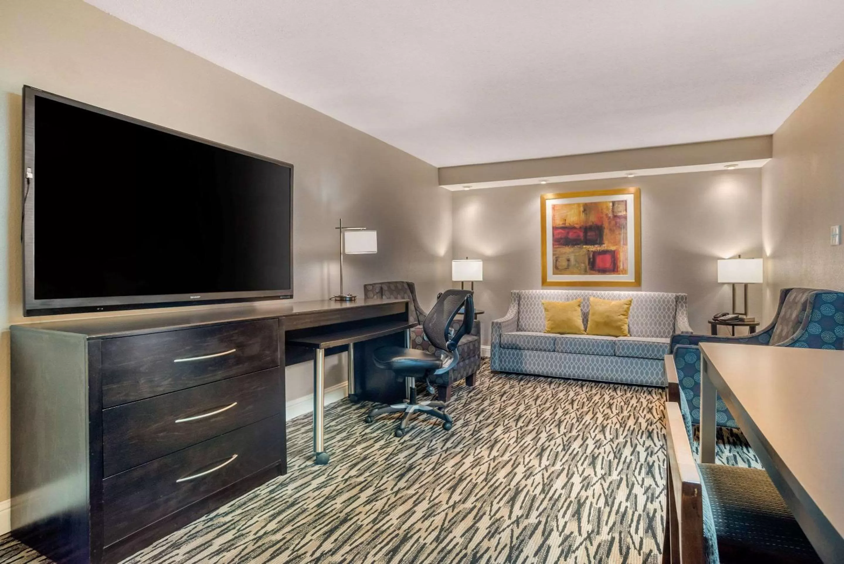 Photo of the whole room in Clarion Inn Conference Center