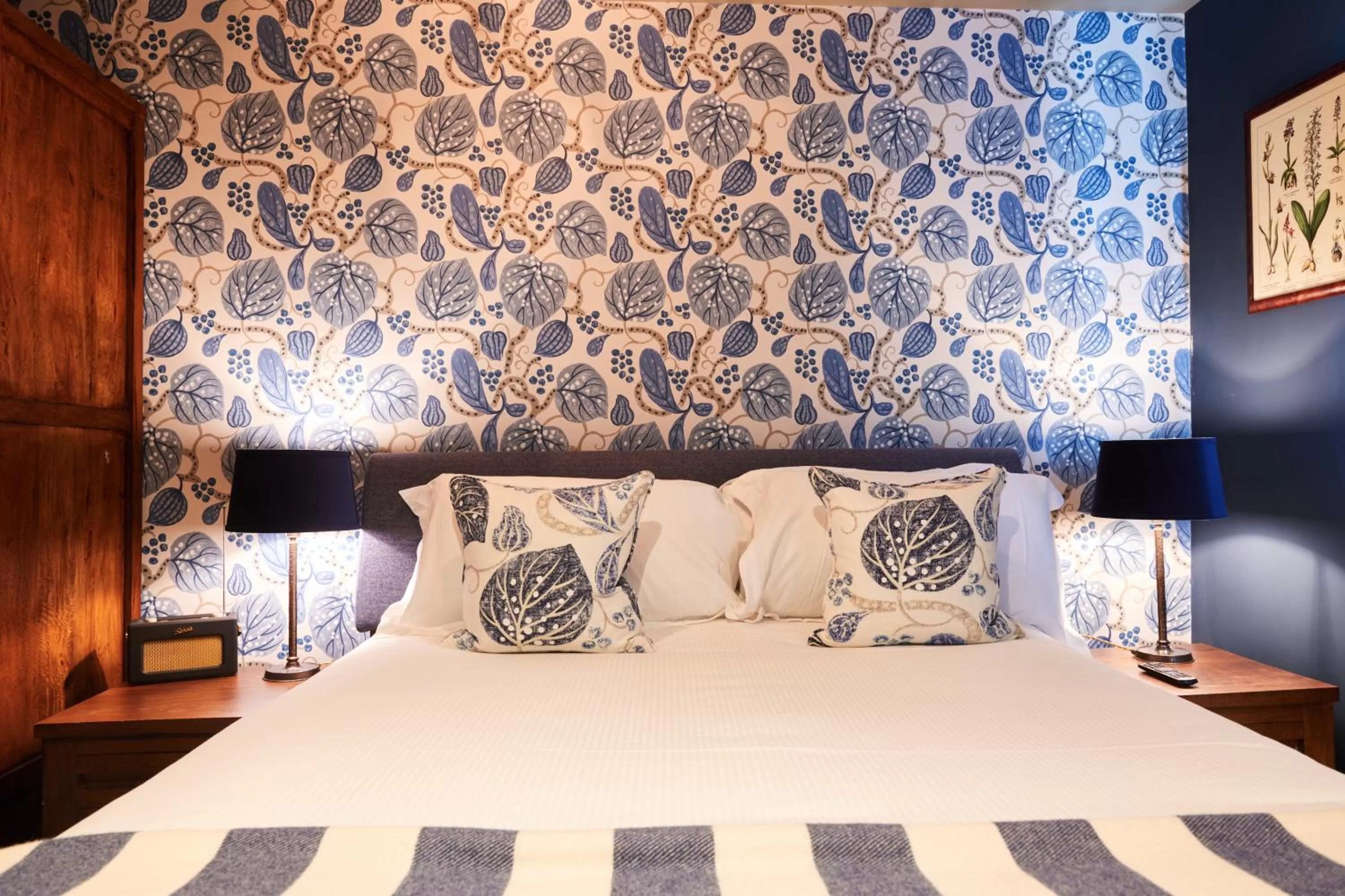 Bed in The Kings Arms