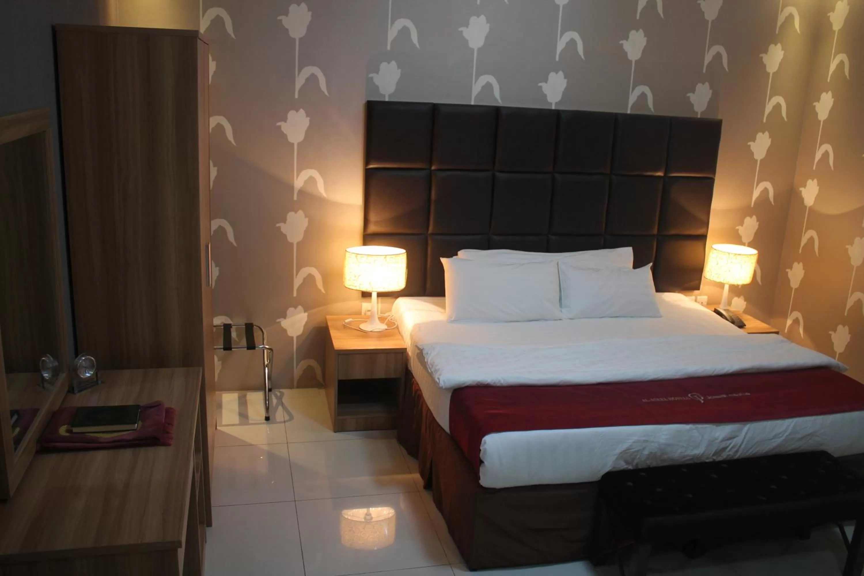 Bed in DIWAN ALASEEL ALRAQI