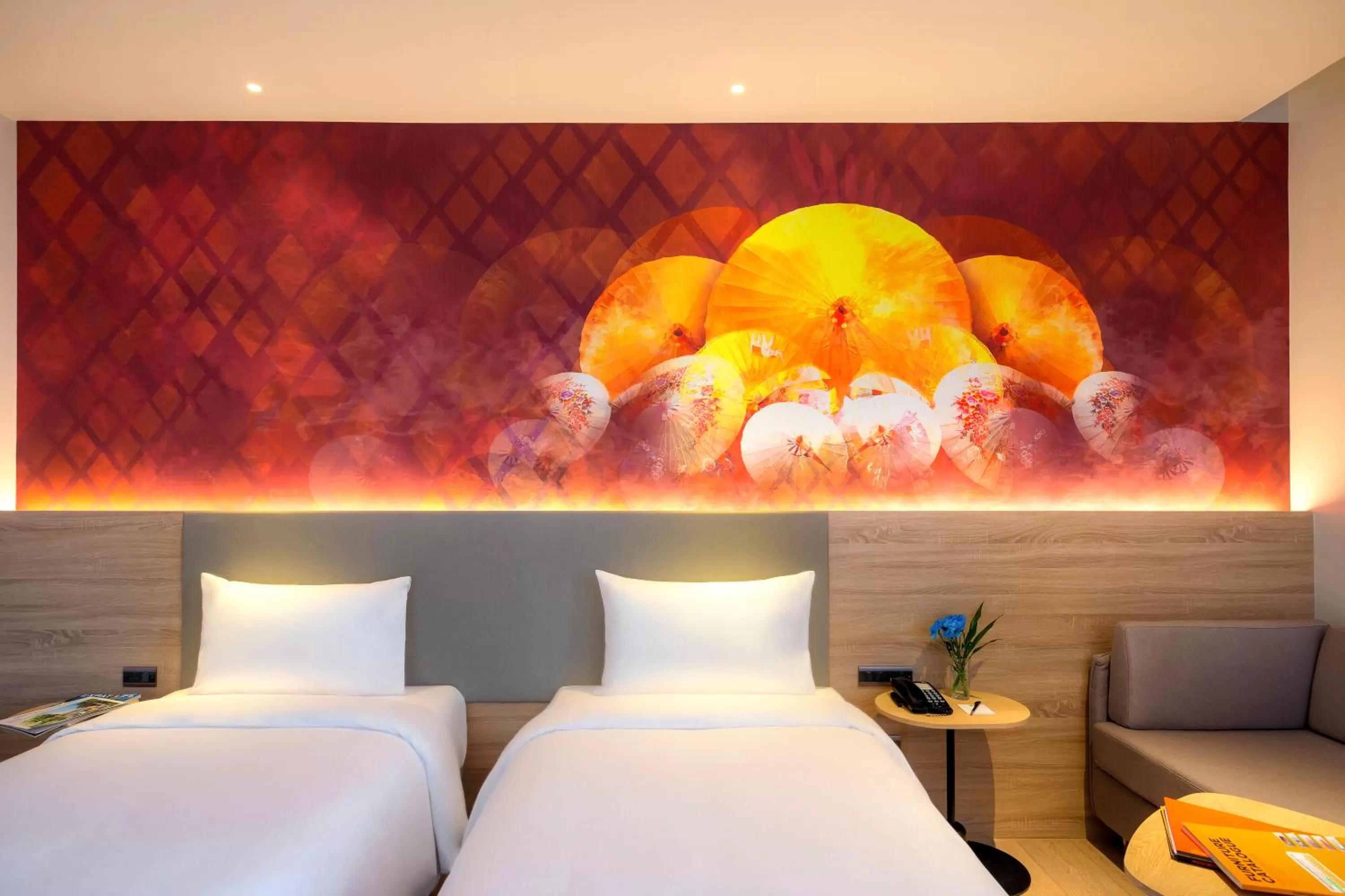 Bed in ibis Styles Bangkok Ratchada