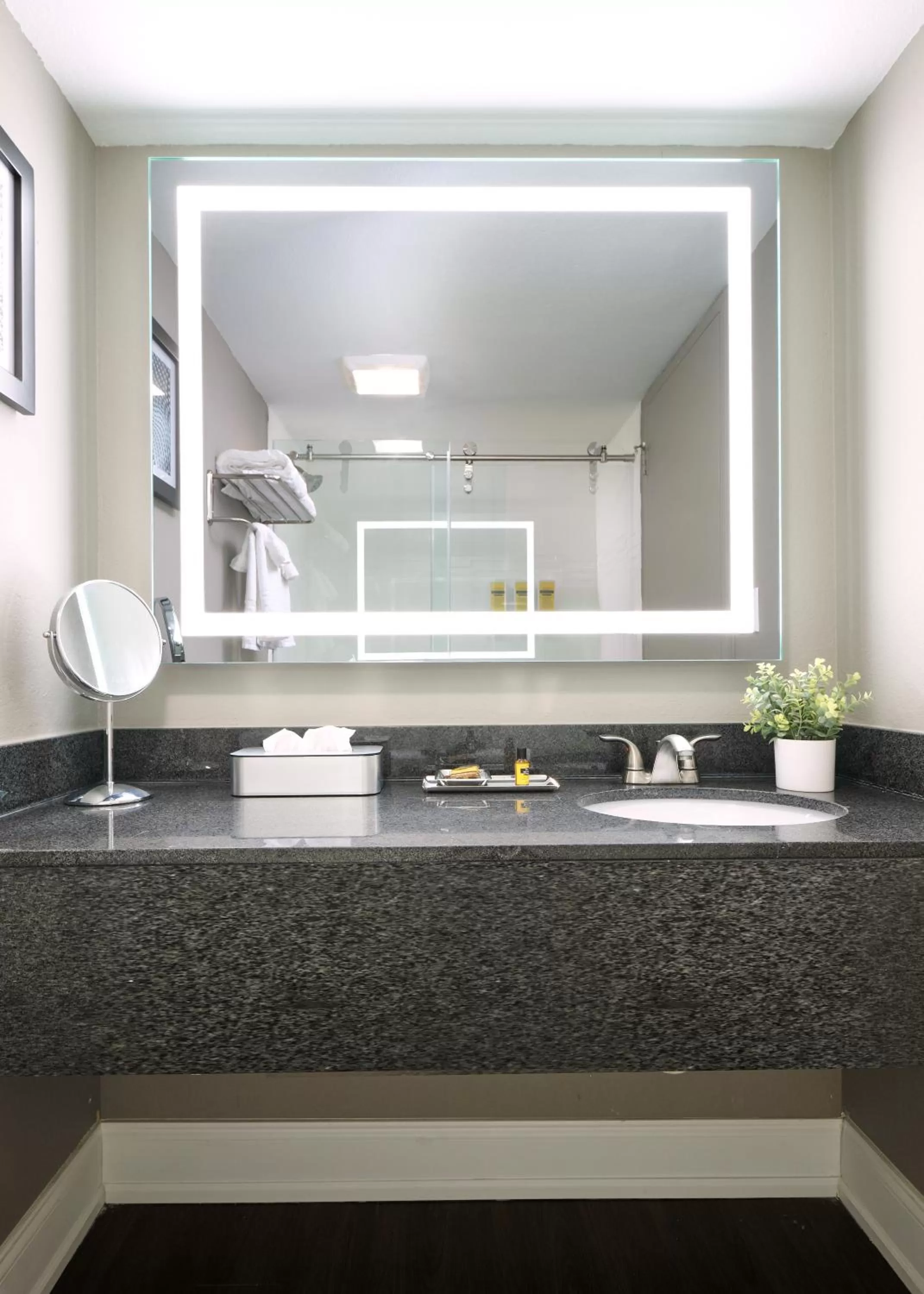 Bathroom in Comfort Inn & Suites Pottstown Eastern Gateway