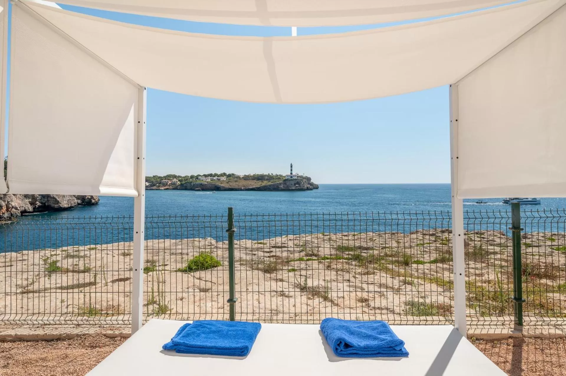 Day in Orange Colom - Seaside Apartments