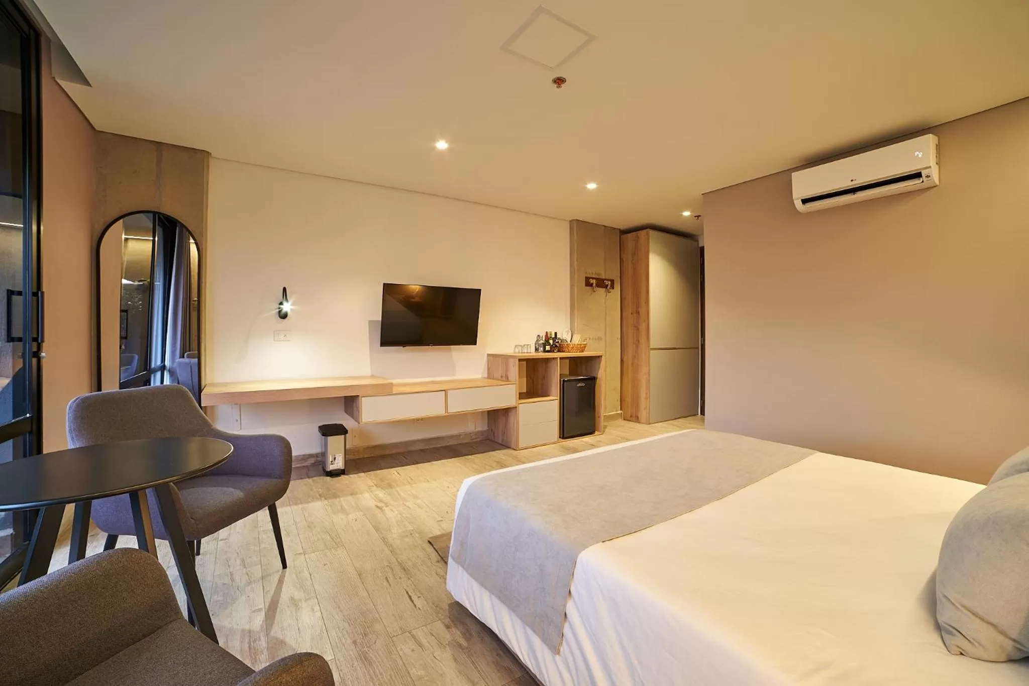 Bed in Eutopiq Hotel