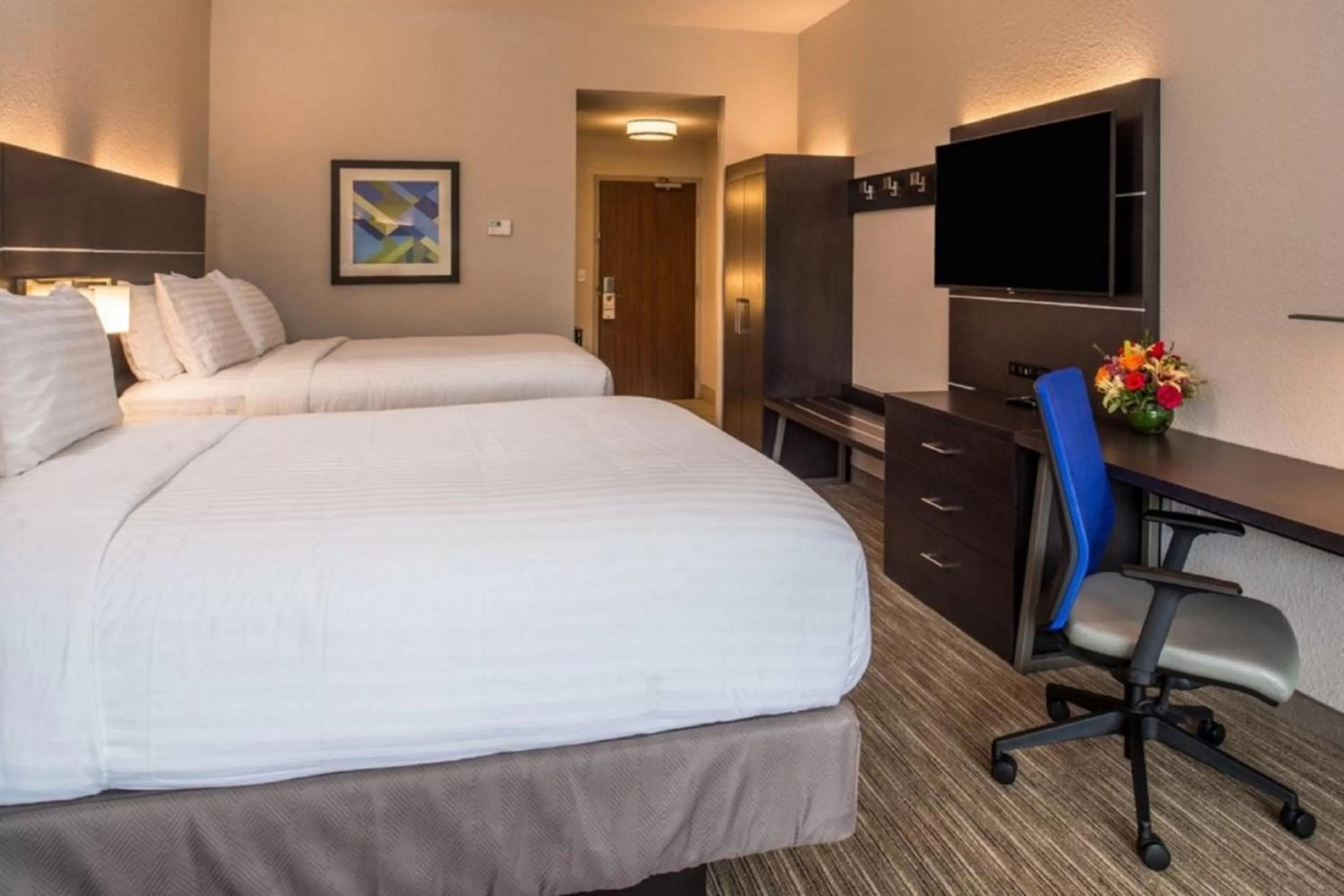Photo of the whole room, Bed in Holiday Inn Express Jacksonville East by IHG