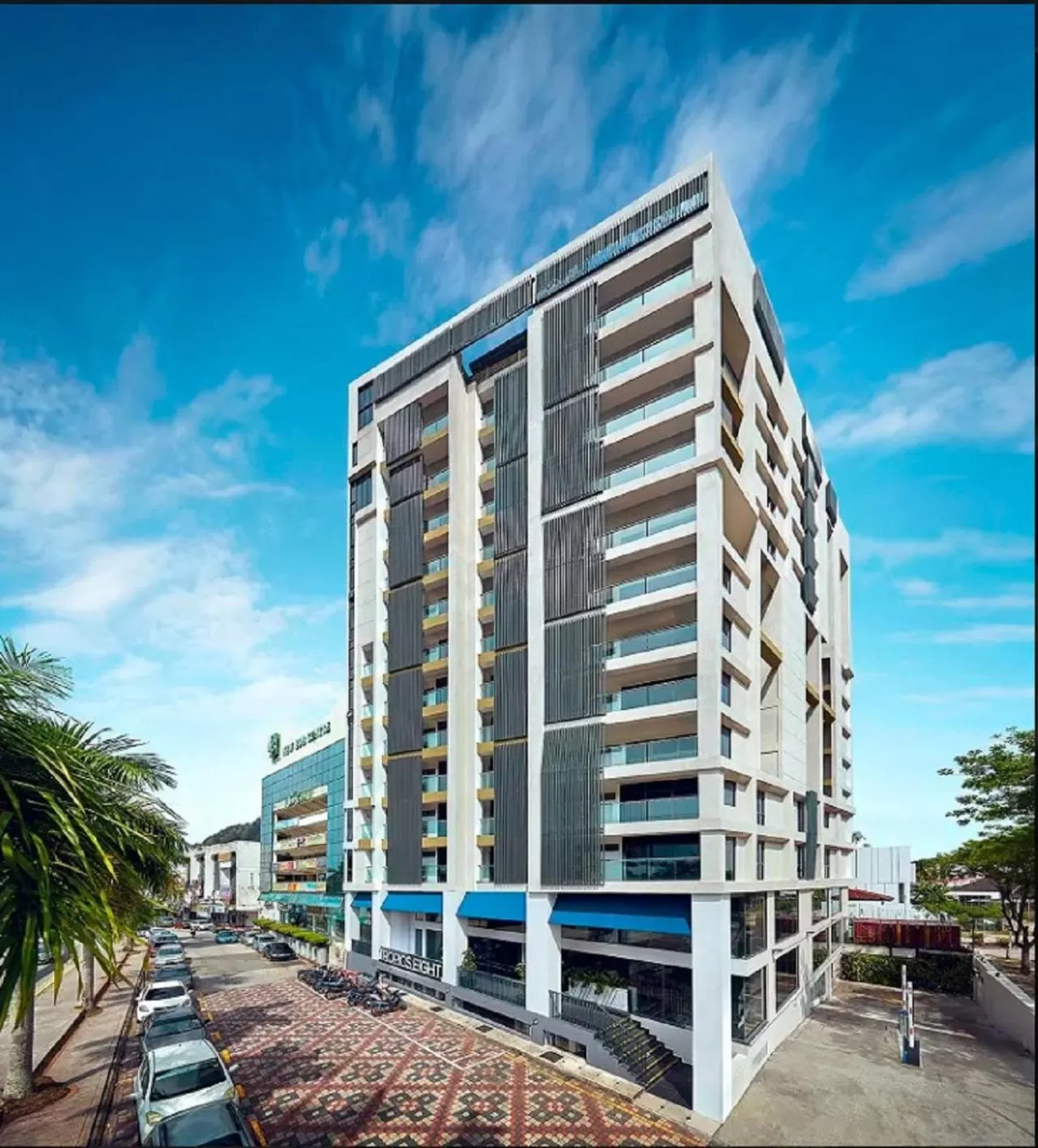 Facade/entrance, Property Building in Tropics Eight Suites