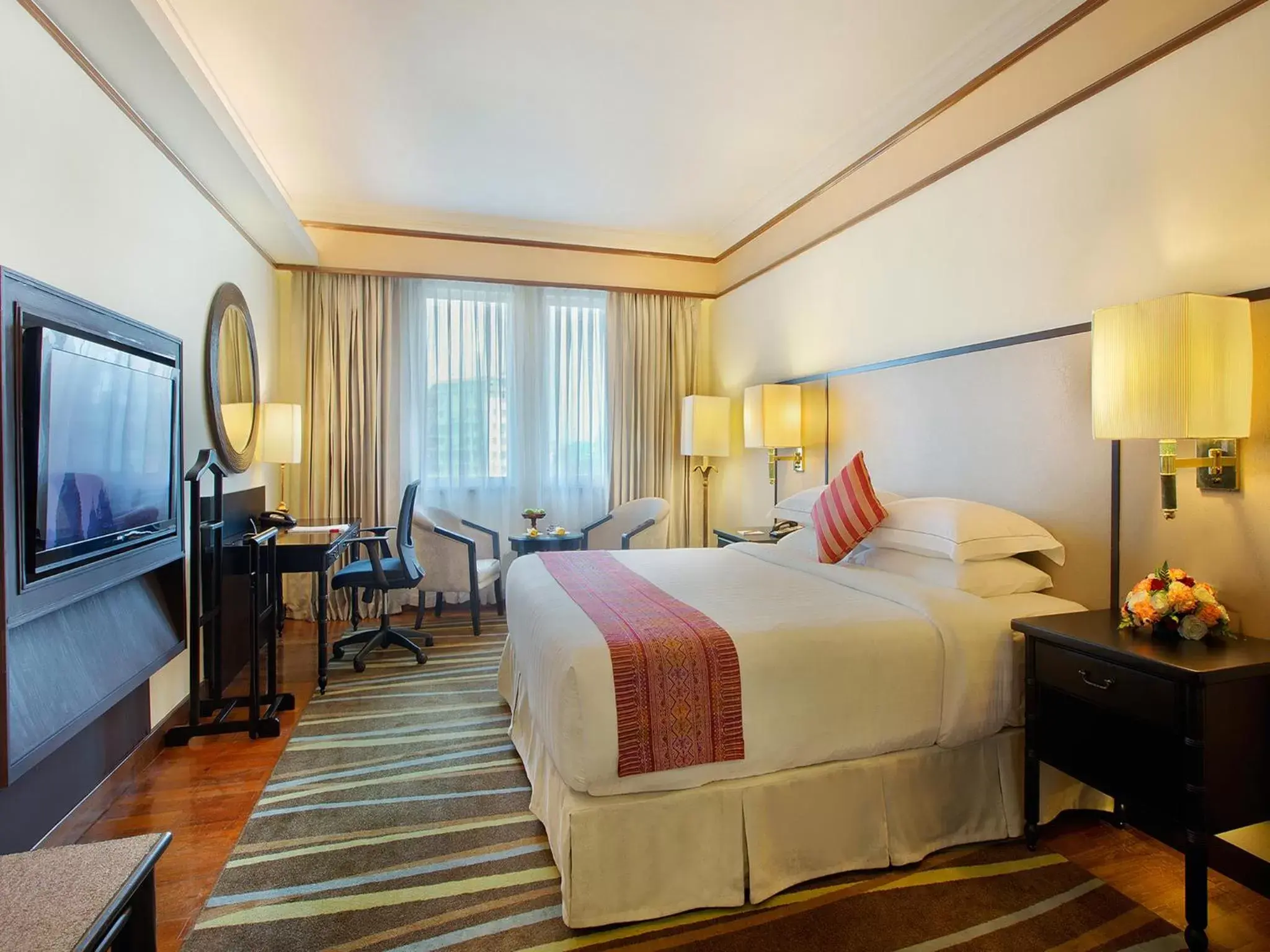 Superior Double or Twin Room in PARKROYAL Yangon Superior Double or Twin Room in PARKROYAL Yangon