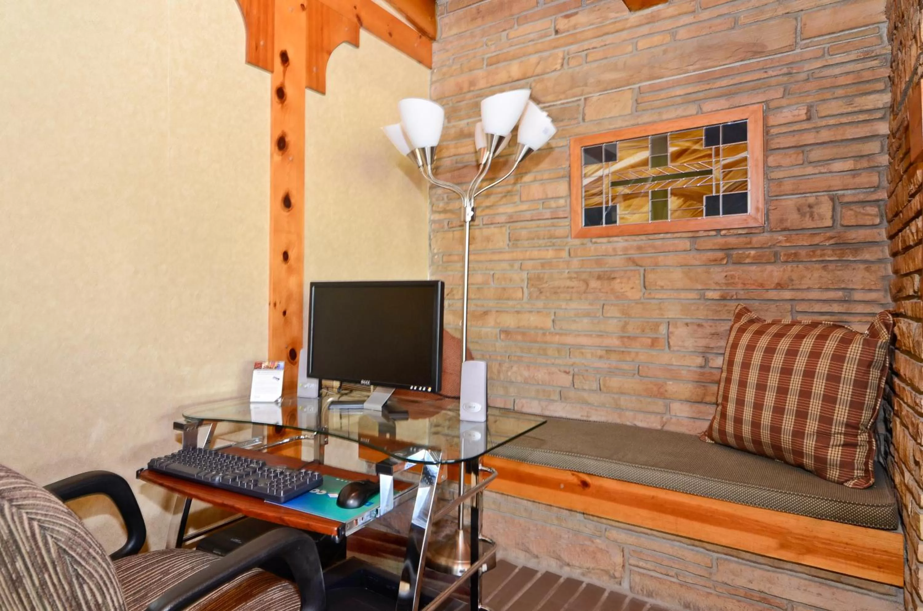 Americas Best Value Inn Iola