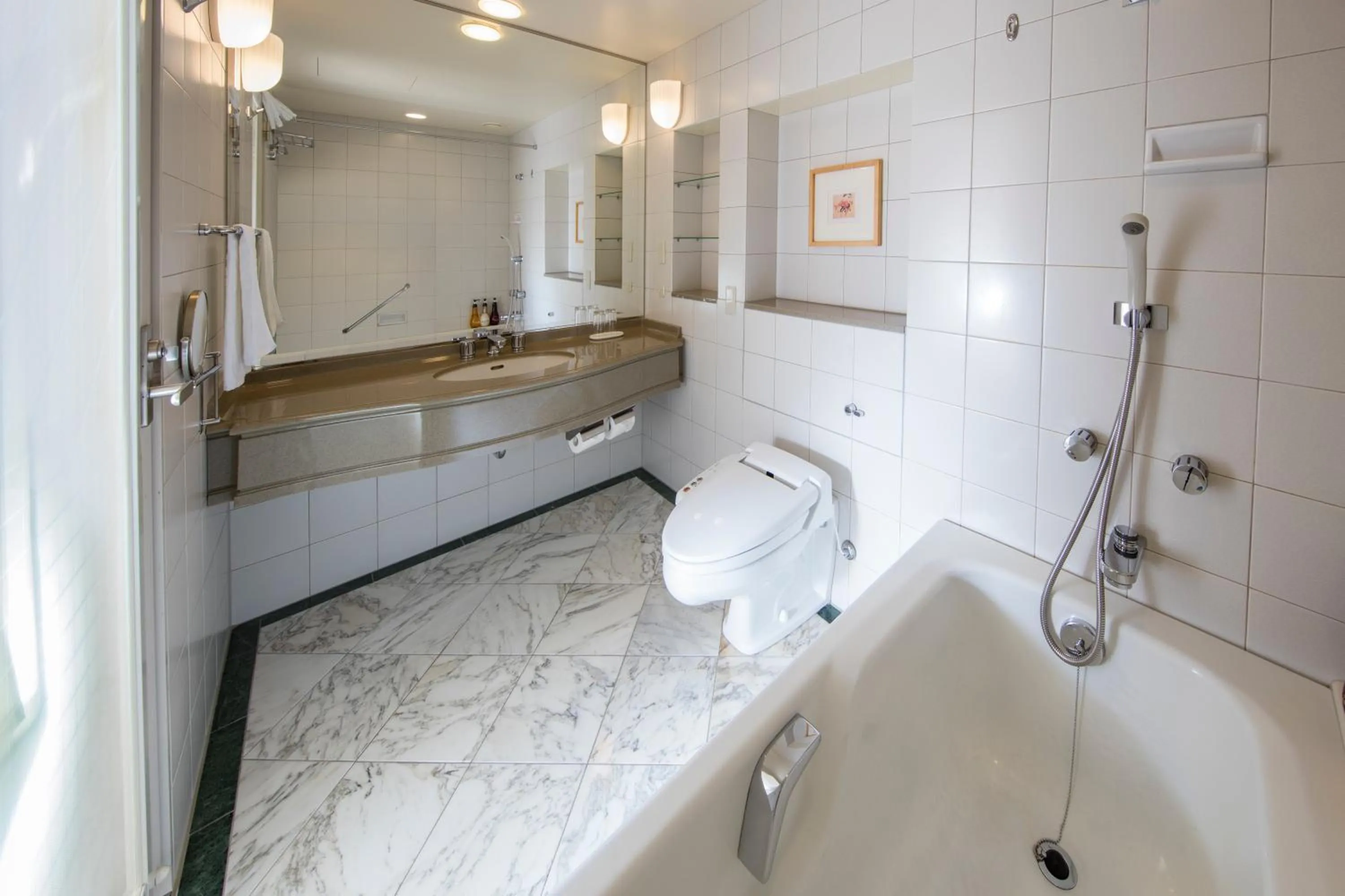 Bathroom in Miyako Hotel Gifu Nagaragawa