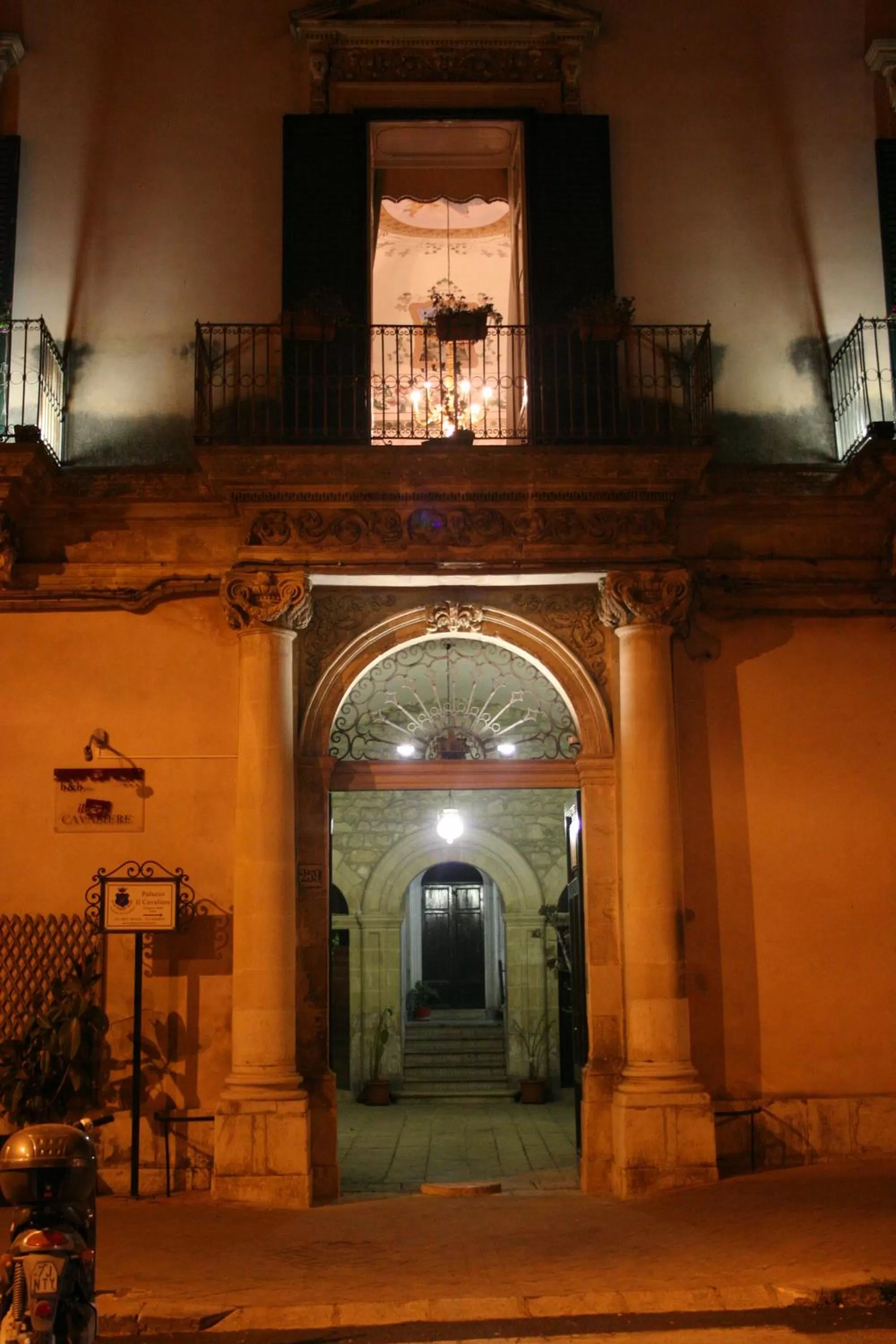 Facade/entrance in Palazzo Il Cavaliere B&B De Charme