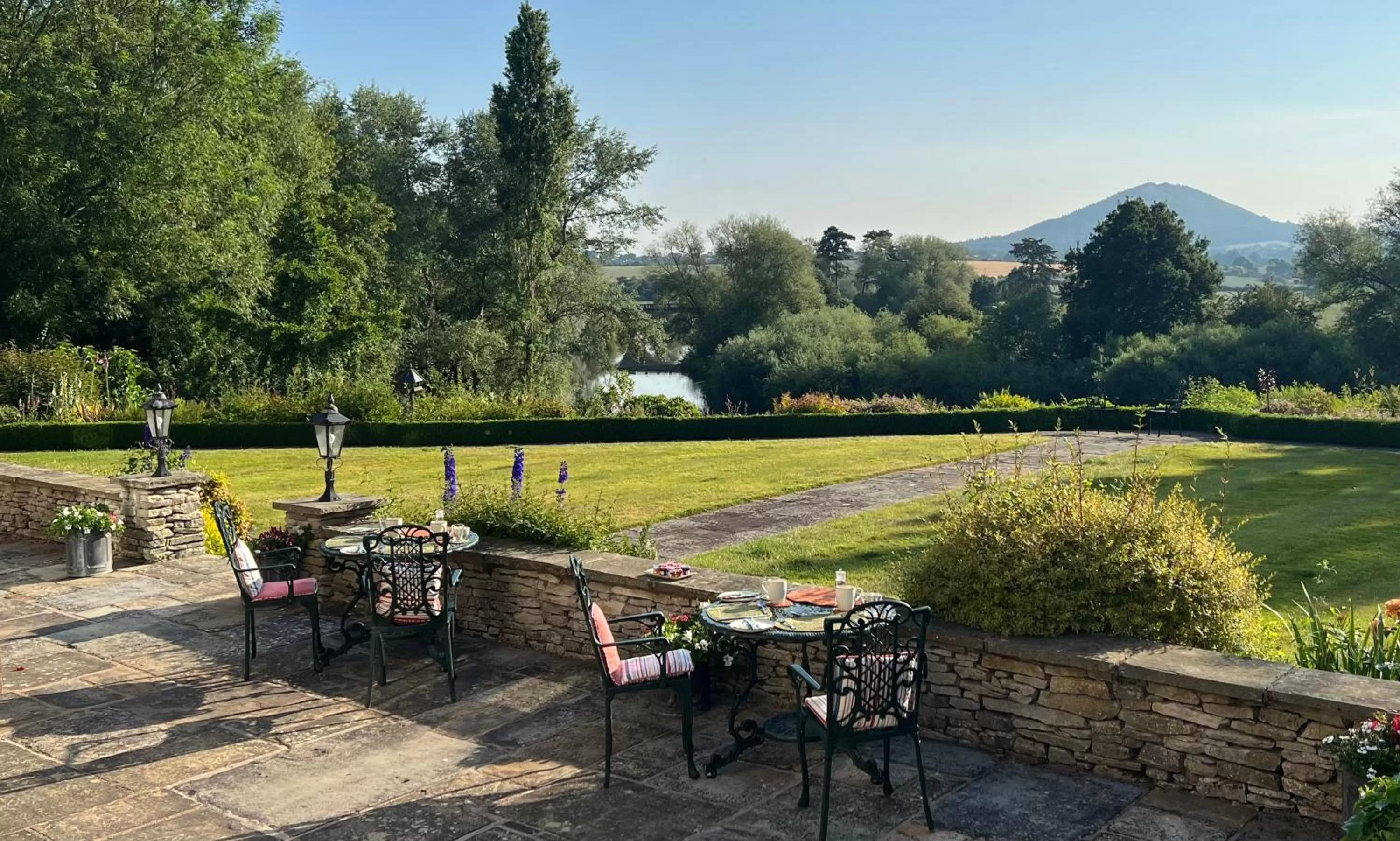 Breakfast in Old Hall Cressage