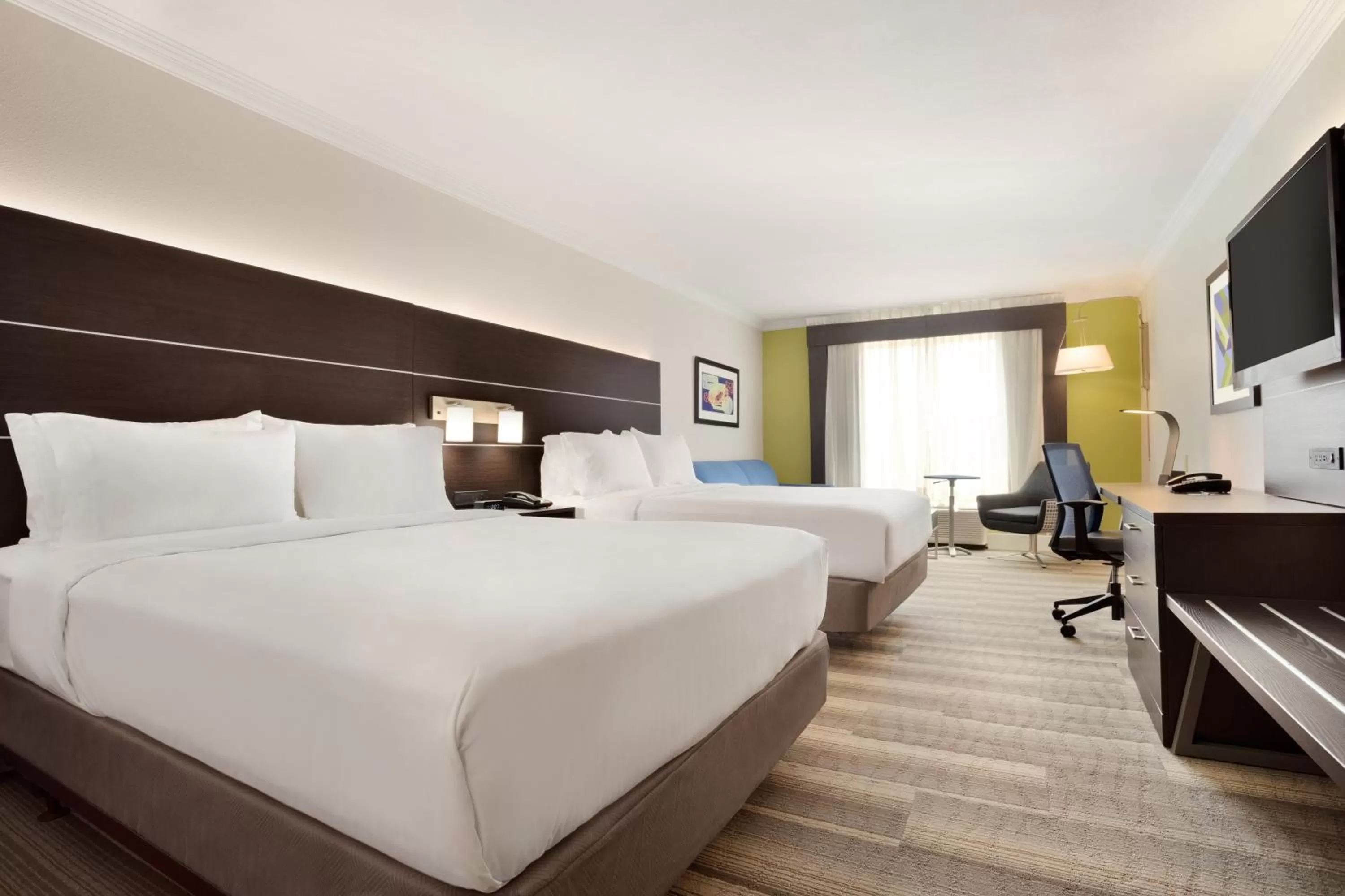 Photo of the whole room, Bed in Holiday Inn Express Hotel & Suites Dallas NE - Allen by IHG