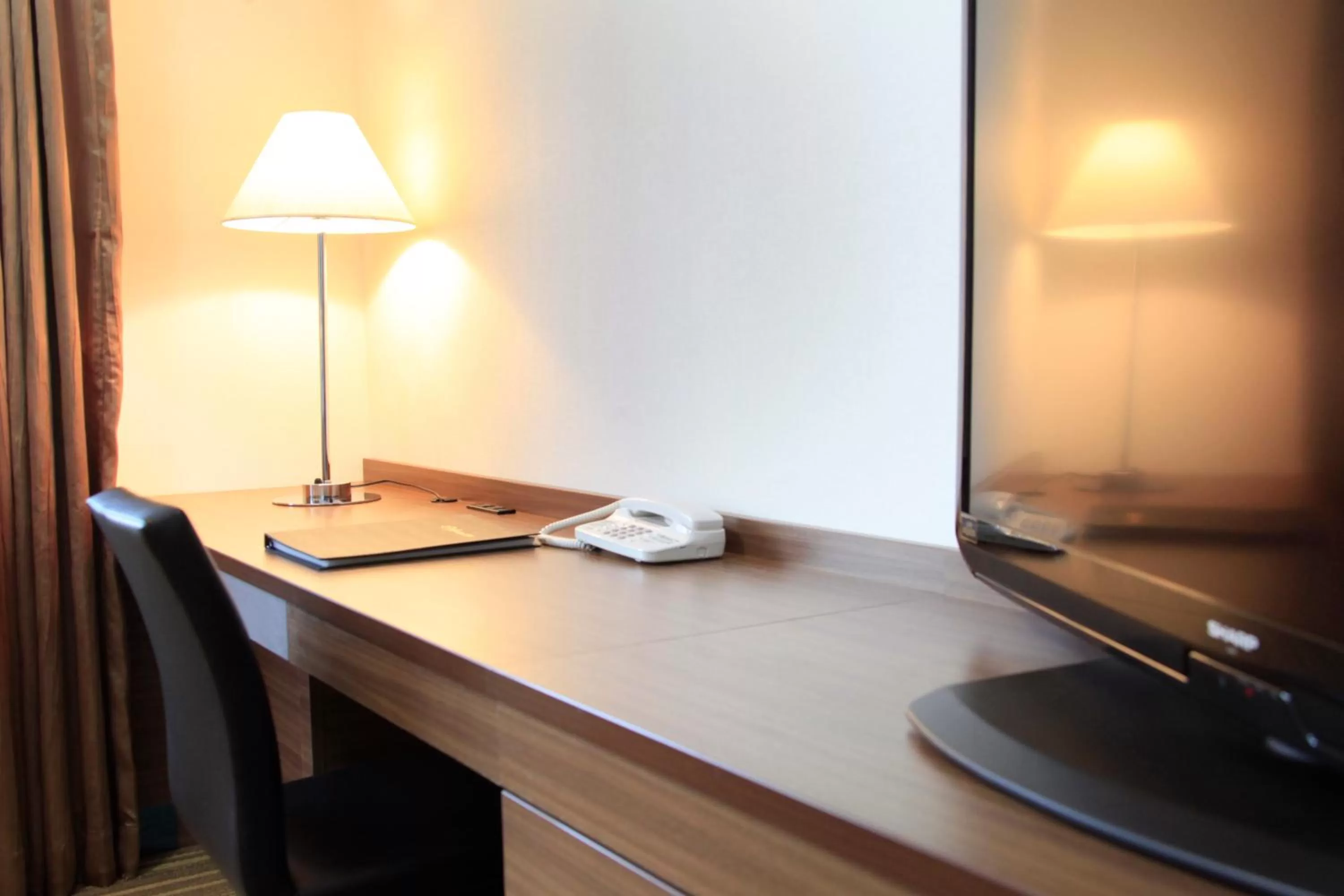 TV and multimedia in Vessel Inn Sapporo Nakajima Park