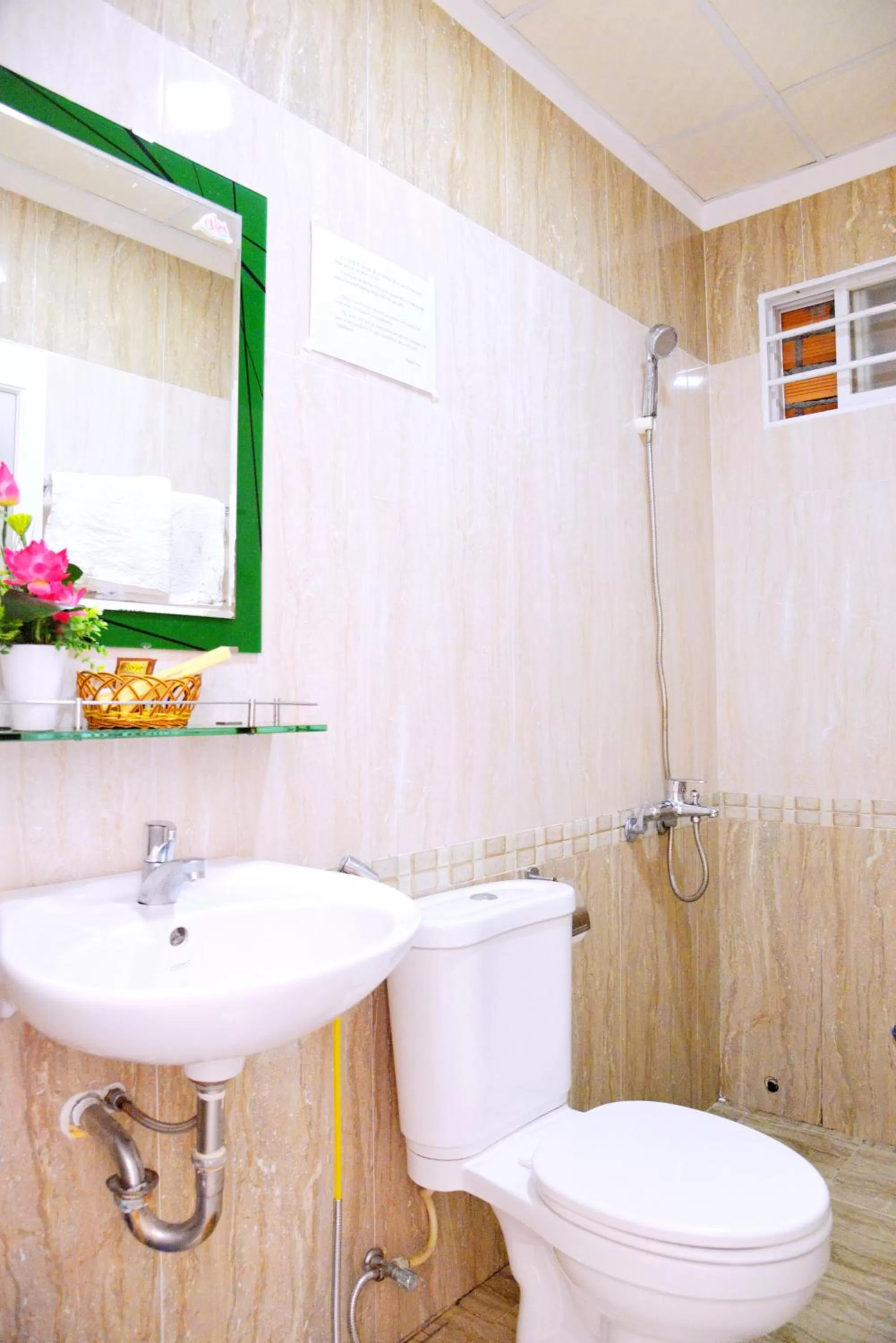 Bathroom in CR Hotel