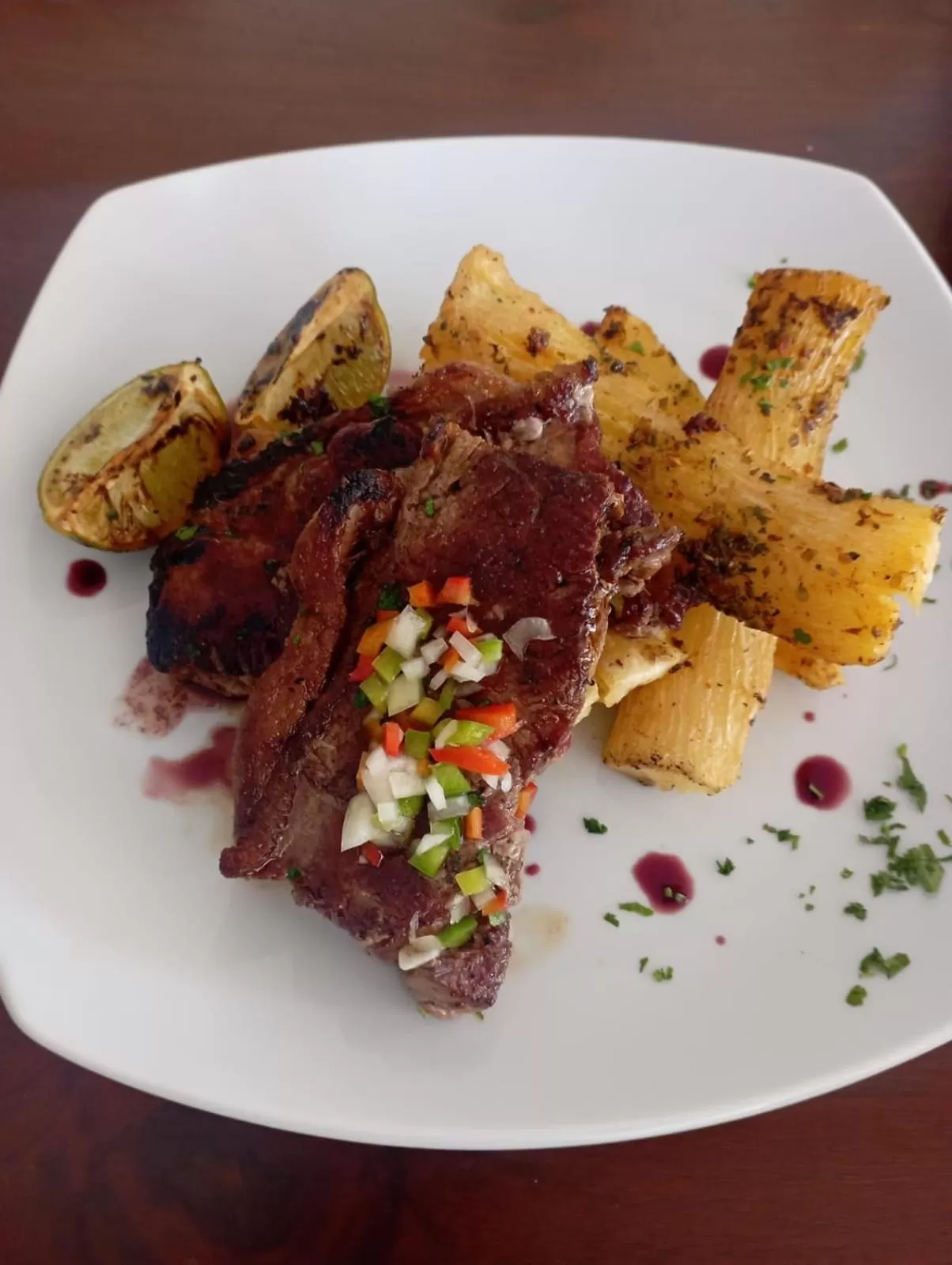 Food in Loi Suites Iguazu Hotel