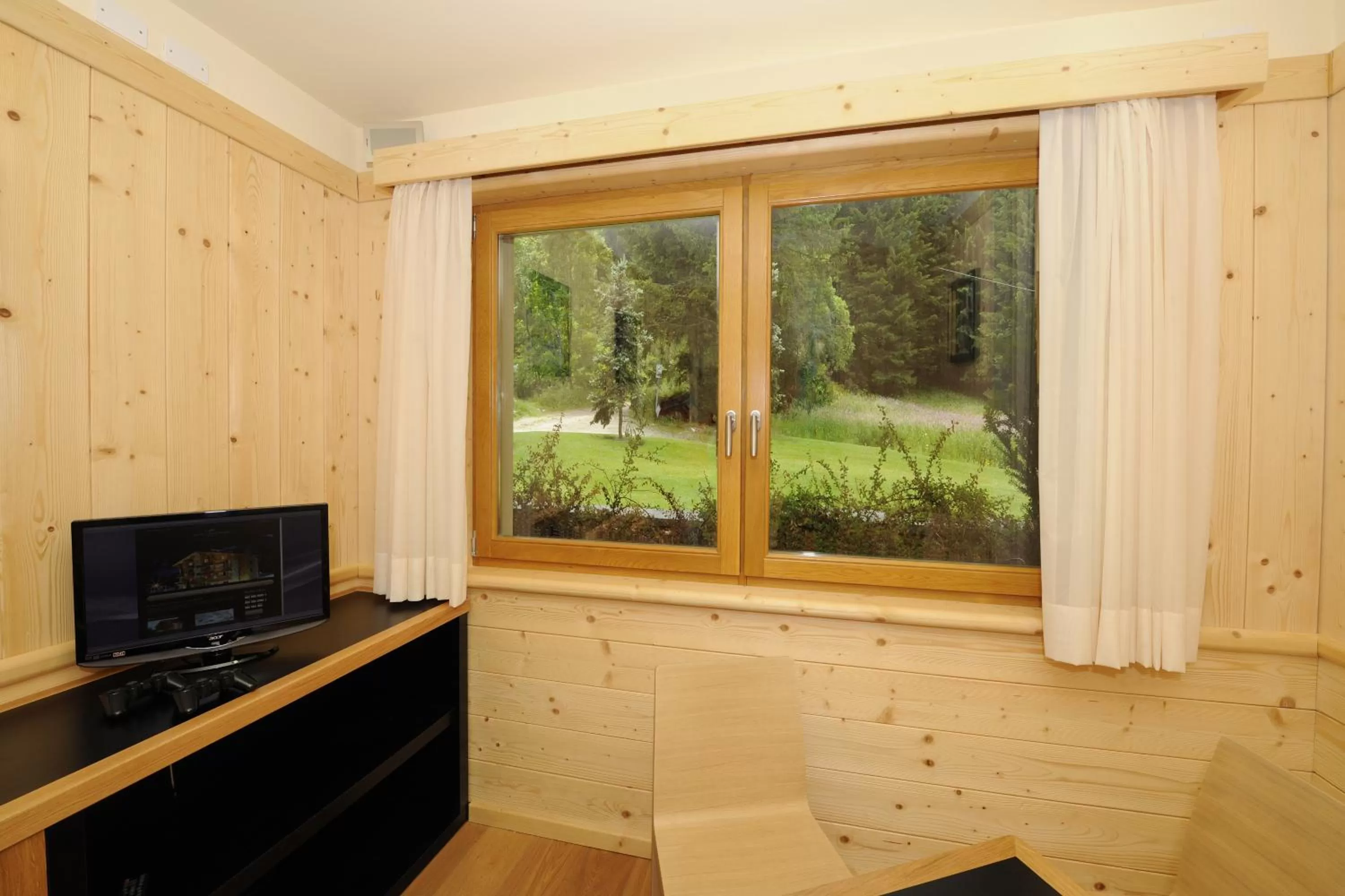 Area and facilities in Hotel Garni Pegrà