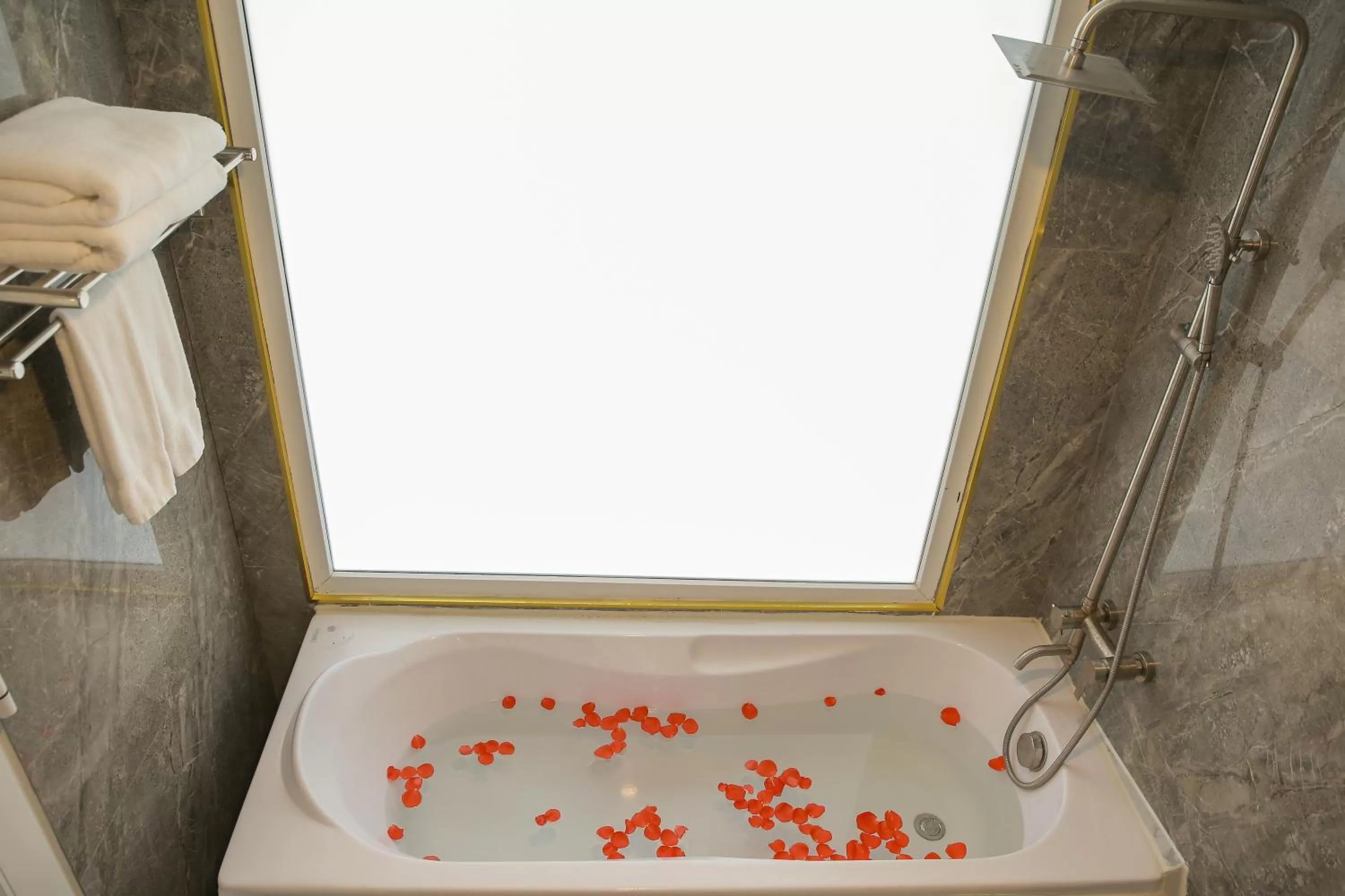 Bathroom in Royal Hotel