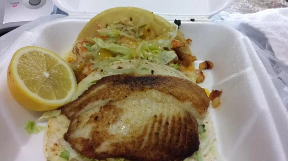 Restaurant/places to eat, Food in Toppers Motel