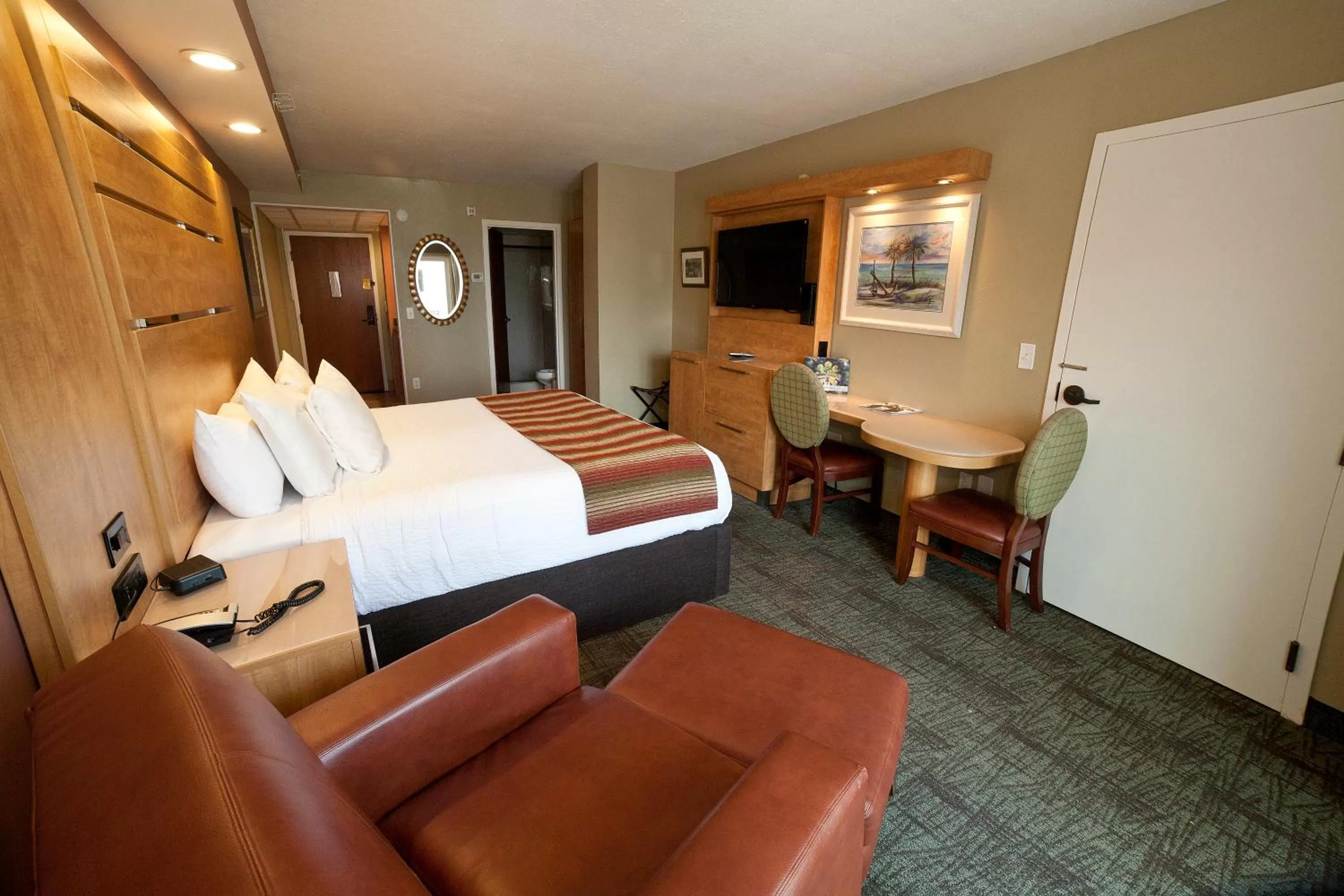 Photo of the whole room, Bed in DeSoto Beach Hotel