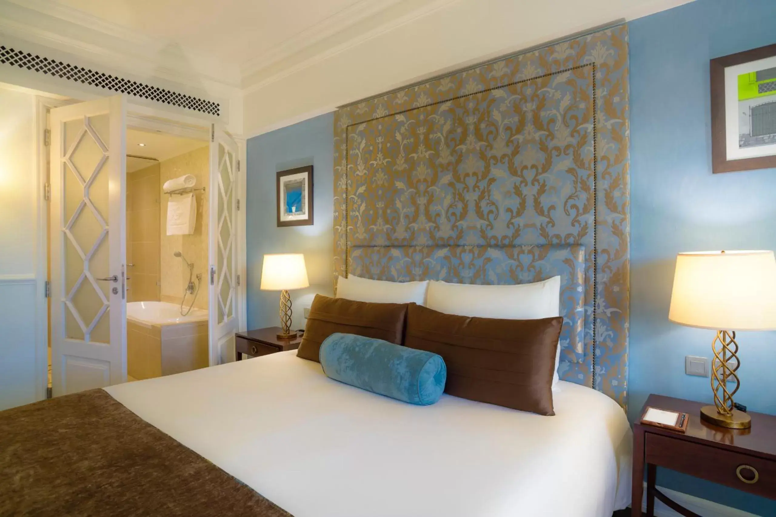 Deluxe King Room in Villa Rosa Kempinski Deluxe King Room in Villa Rosa Kempinski