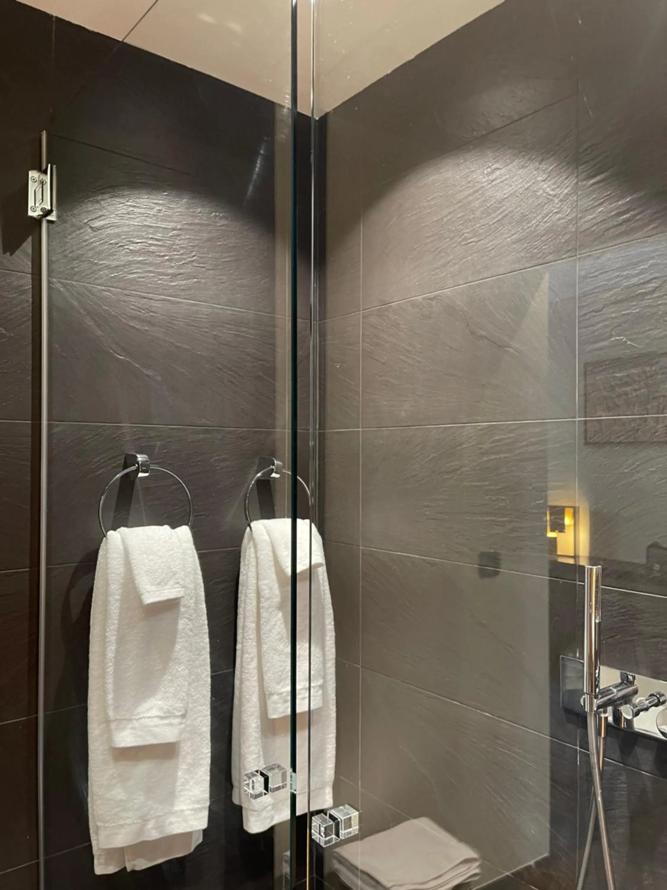 Shower in Beausejour Ranelagh