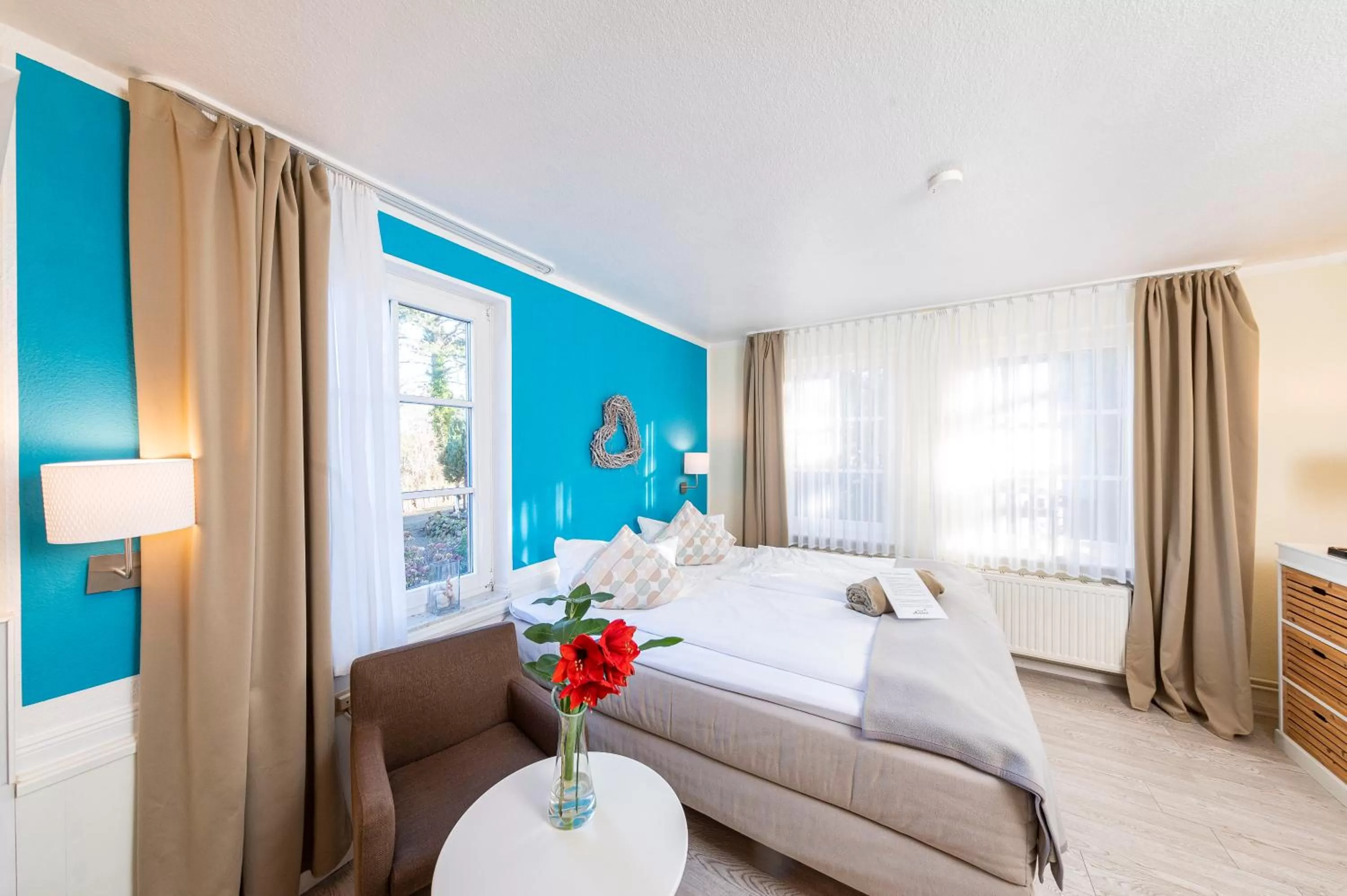 Bedroom, Bed in Hotel kleine Auszeit - Adults Only