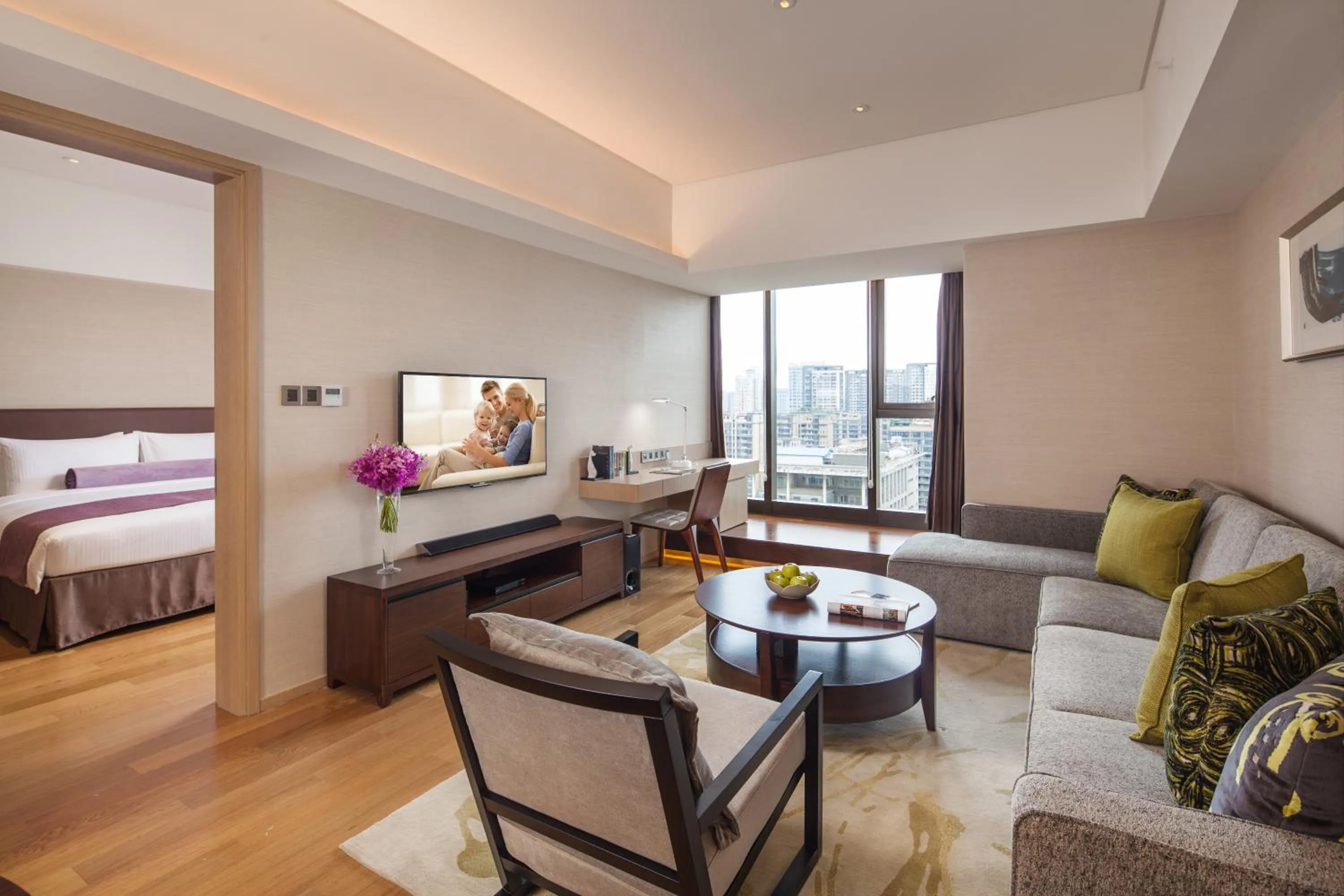 TV and multimedia in Somerset Xindicheng Xi'an