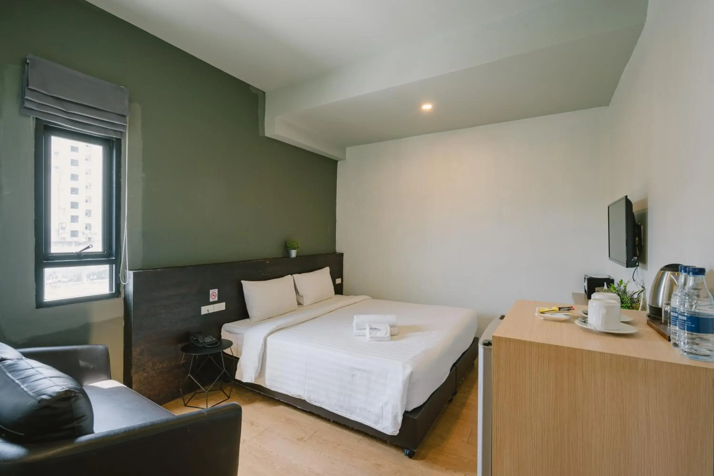 Superior Double or Twin Room in The Arbern Hotel x Bistro - SHA Extra Plus Superior Double or Twin Room in The Arbern Hotel x Bistro - SHA Extra Plus