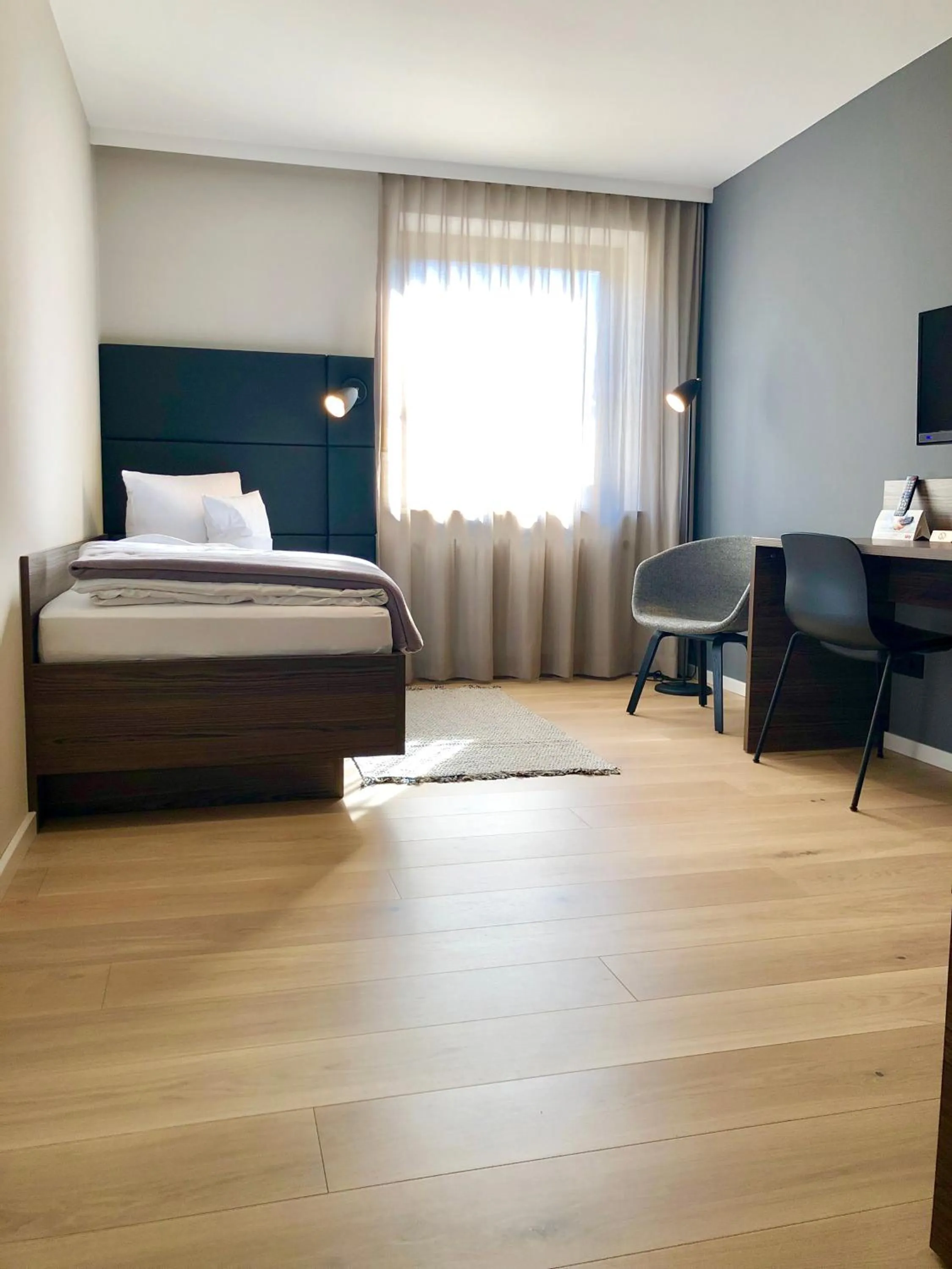 Photo of the whole room, Bed in Hotel Garni Maximilian