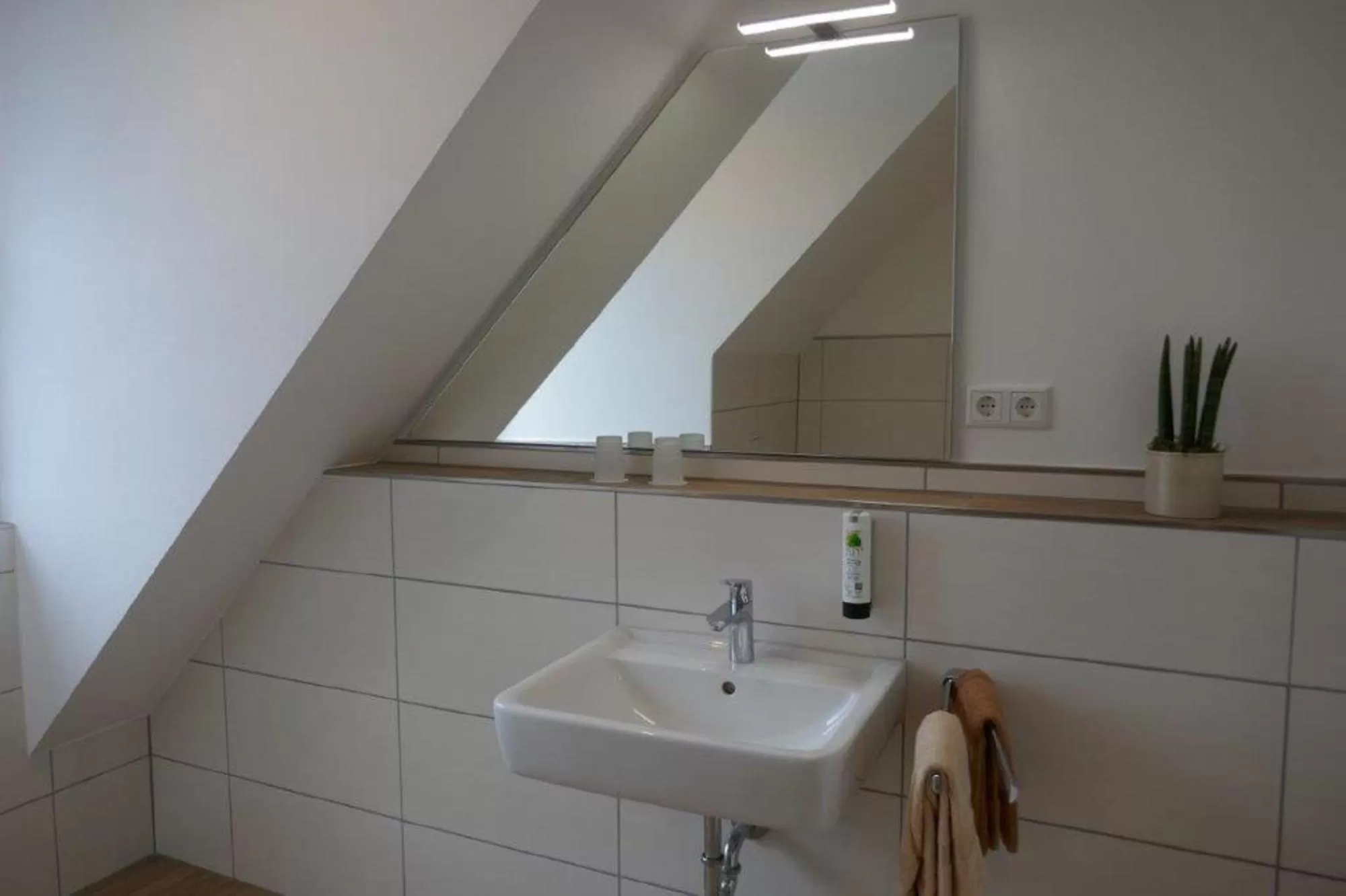 Bathroom in Hotel van Lendt garni